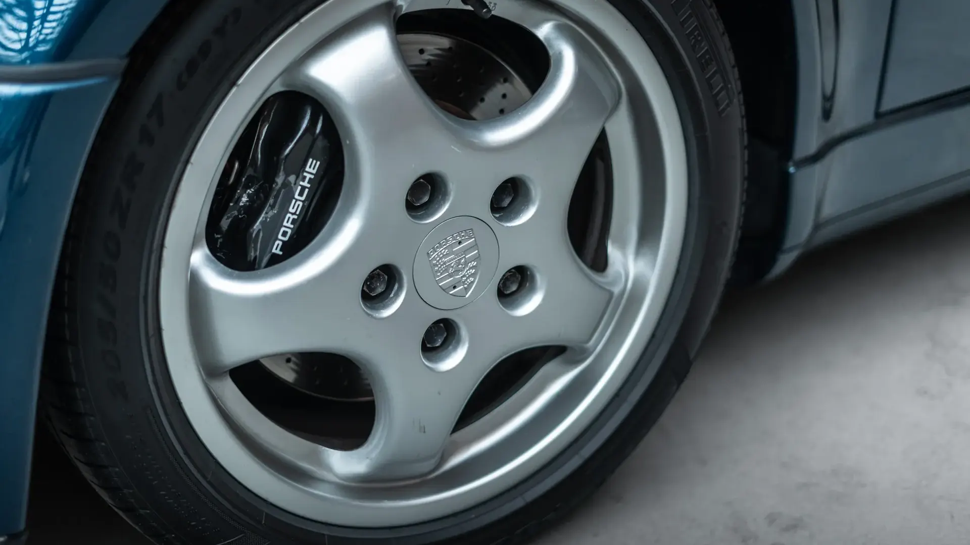 Porsche 964 — photo 35