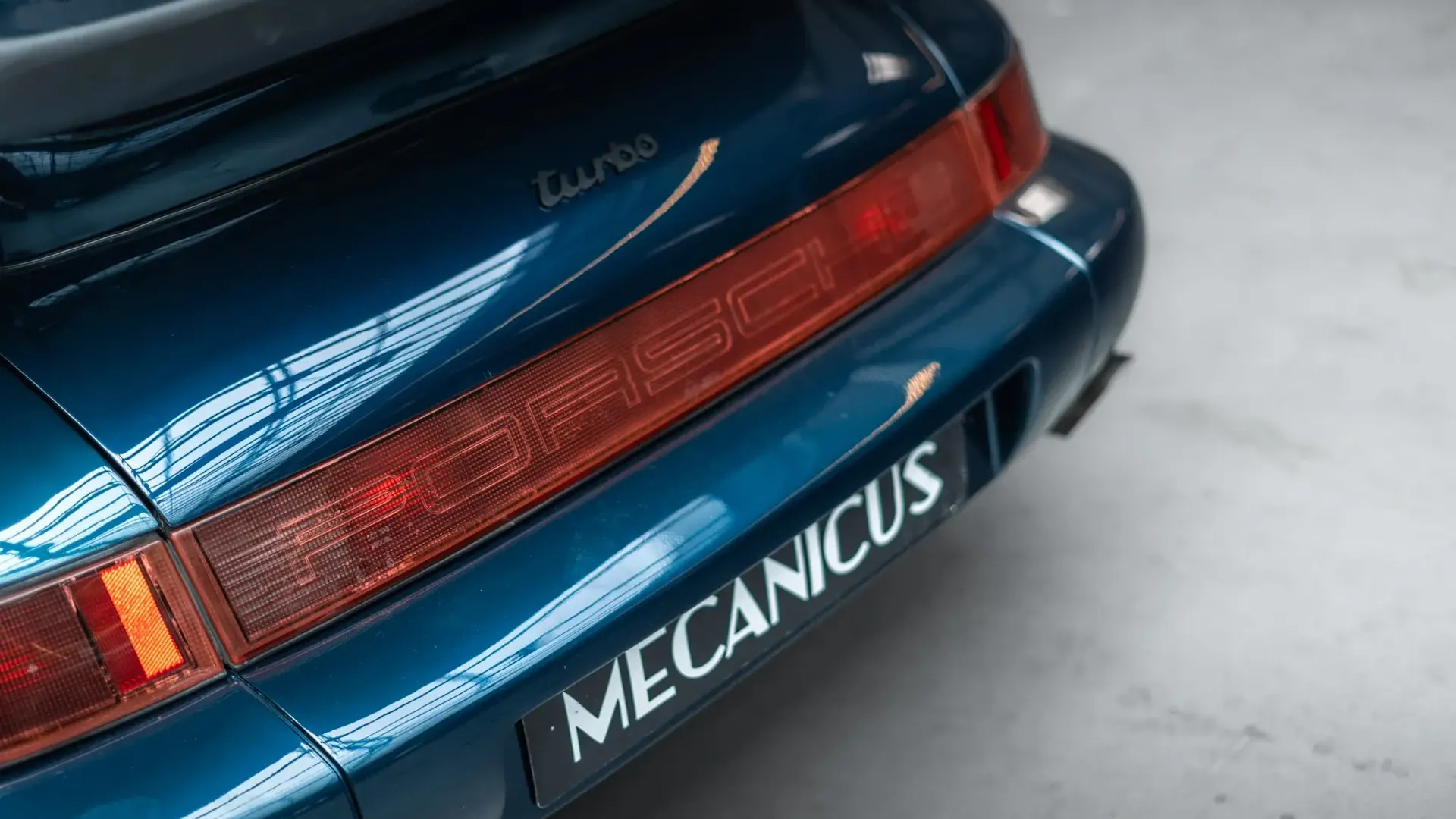 Porsche 964 — photo 43