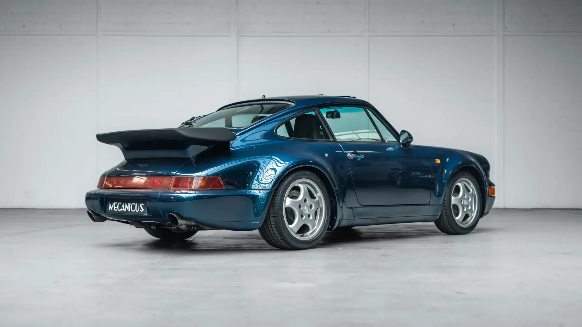 Porsche 964 — photo 2