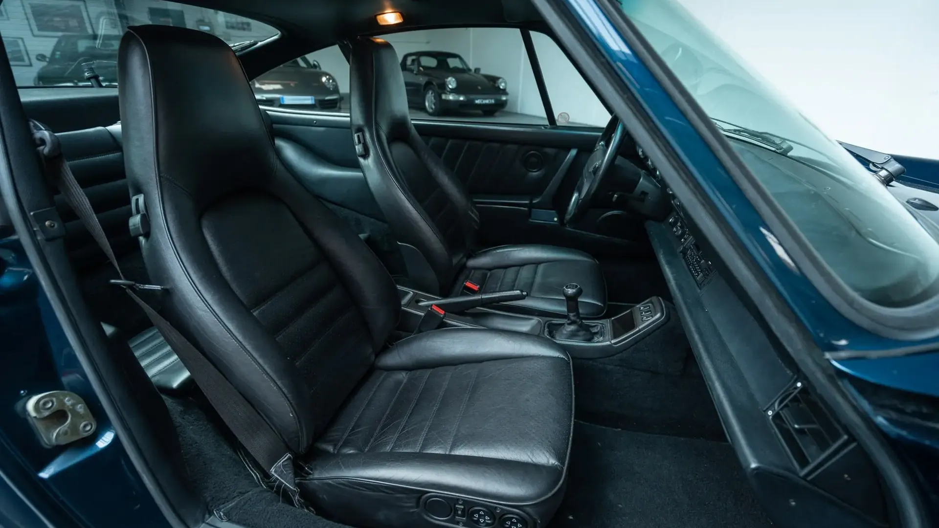 Porsche 964 — photo 30