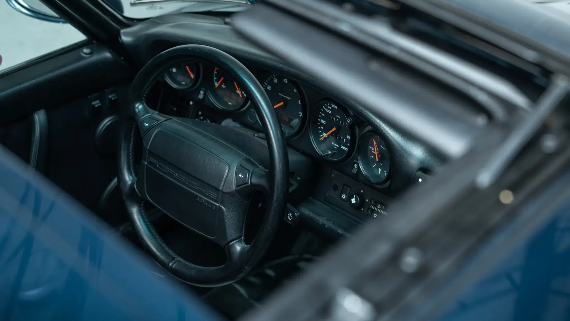 Porsche 964 — photo 46