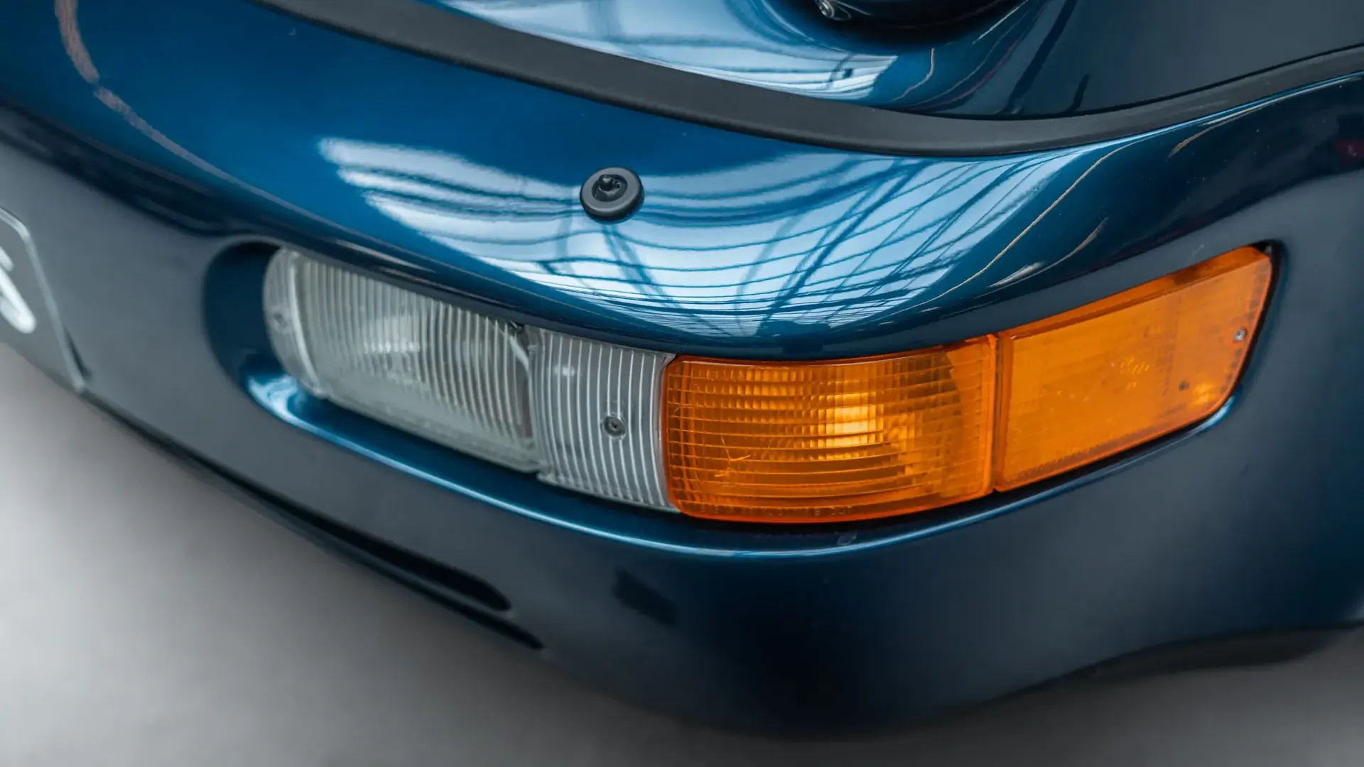 Porsche 964 — photo 37