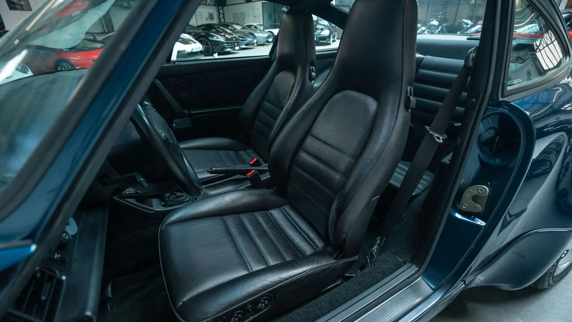 Porsche 964 — photo 11