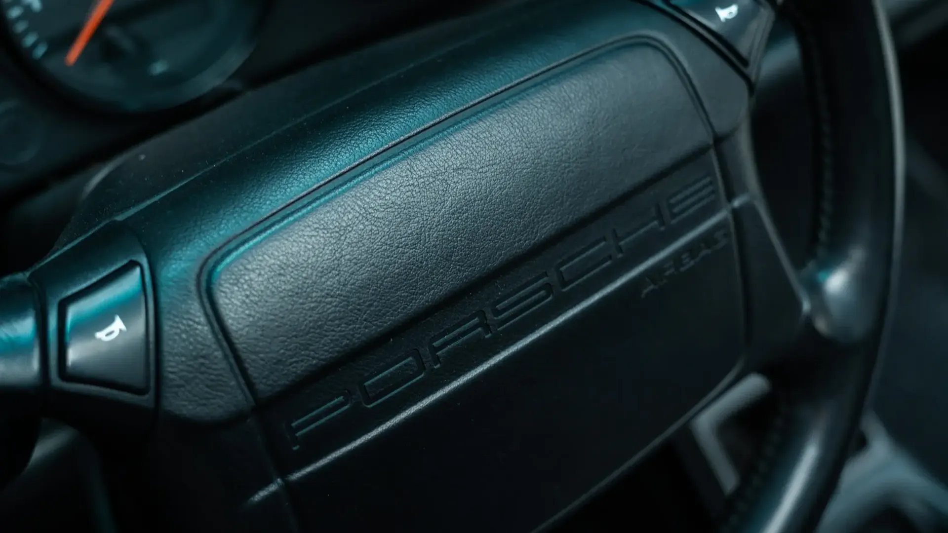 Porsche 964 — photo 15