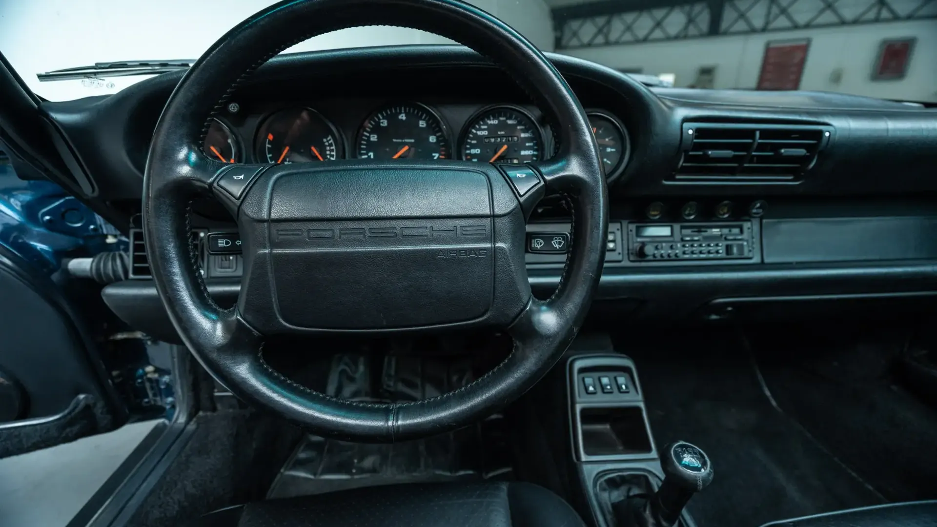 Porsche 964 — photo 13