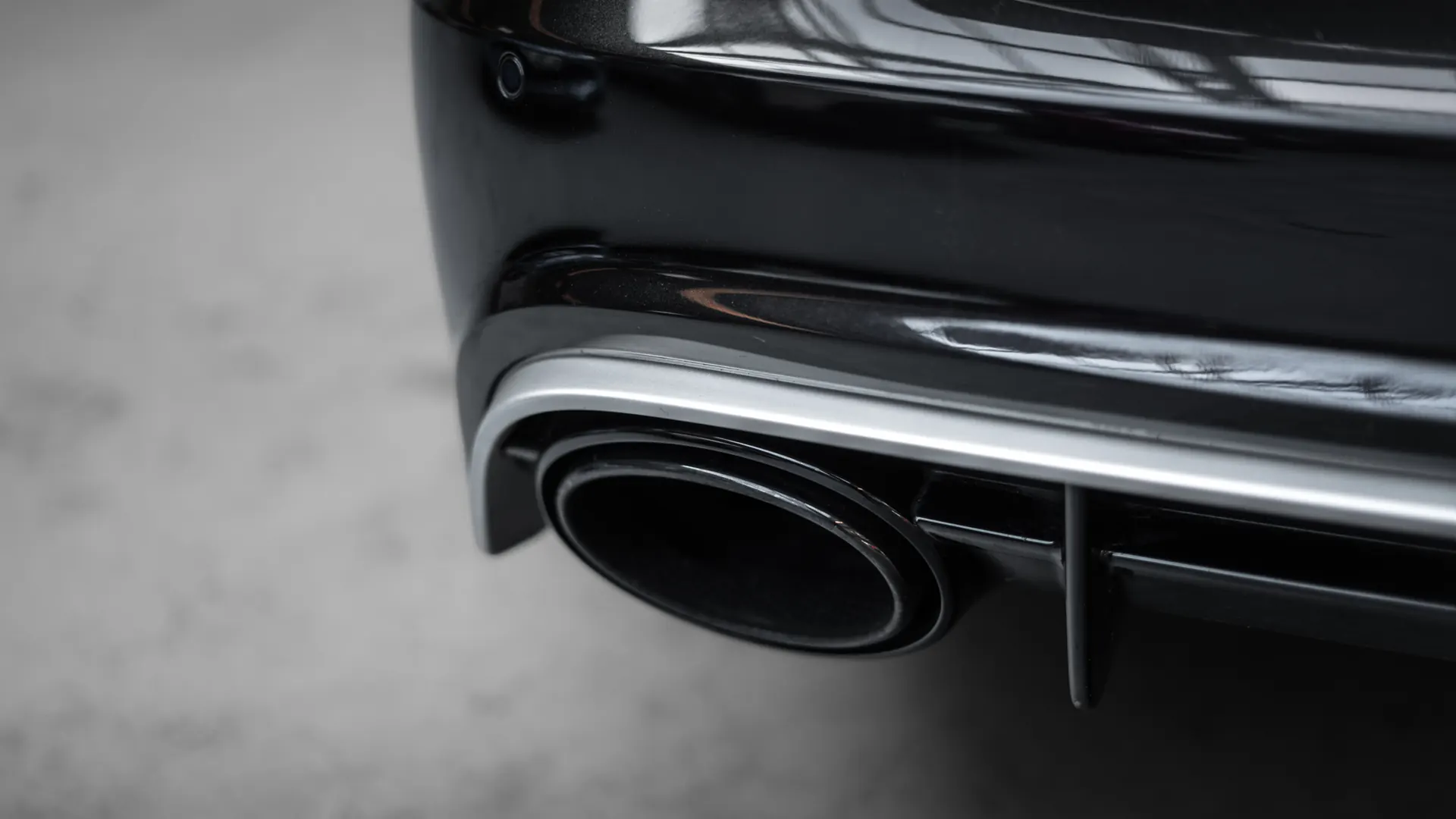 Audi RS6 — photo 35