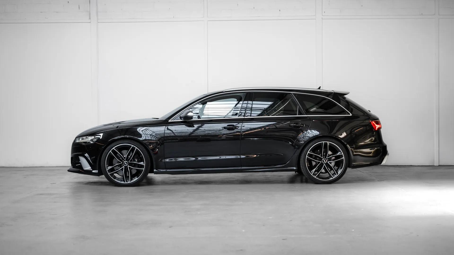 Audi RS6 — photo 5