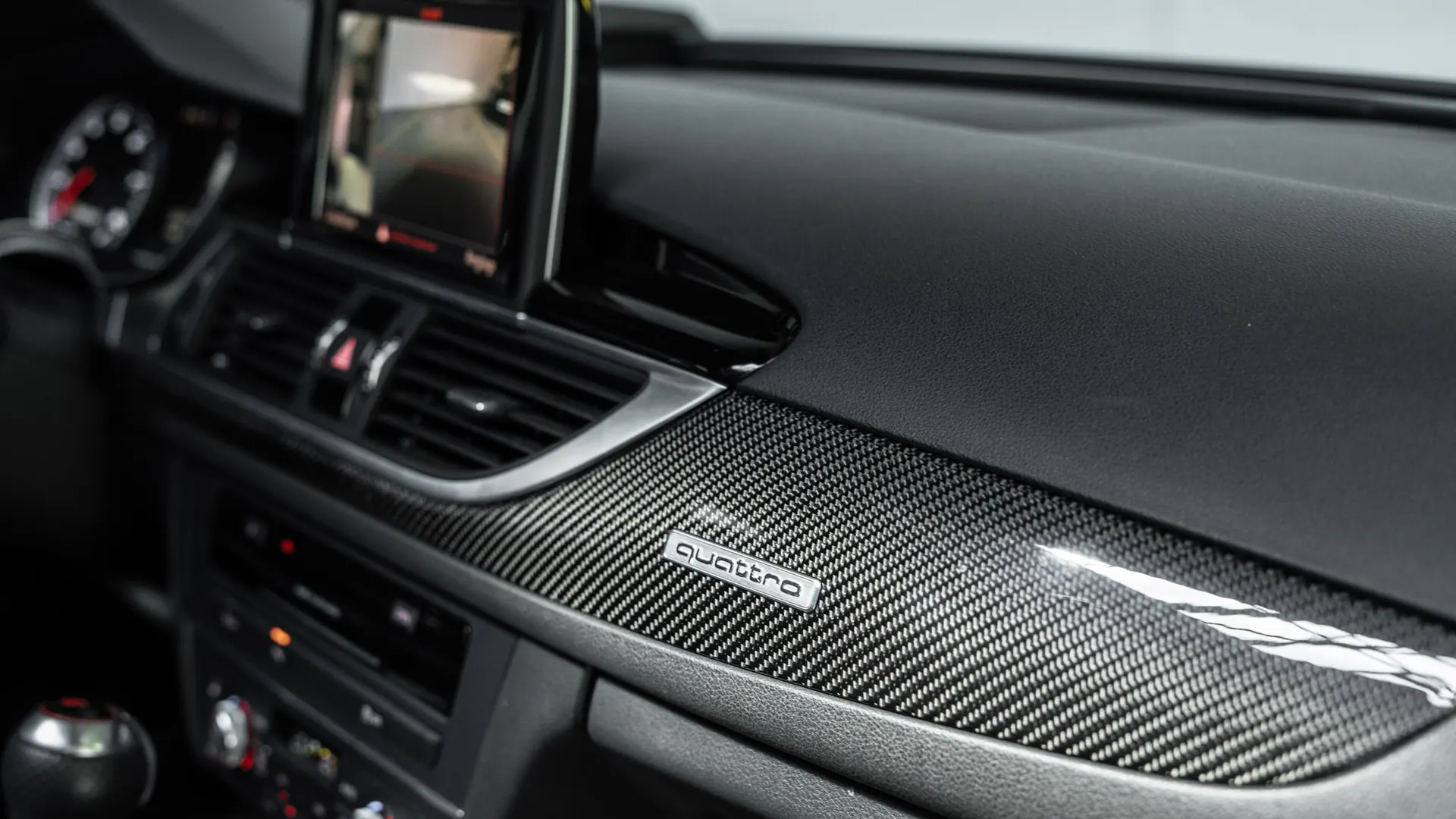 Audi RS6 — photo 15