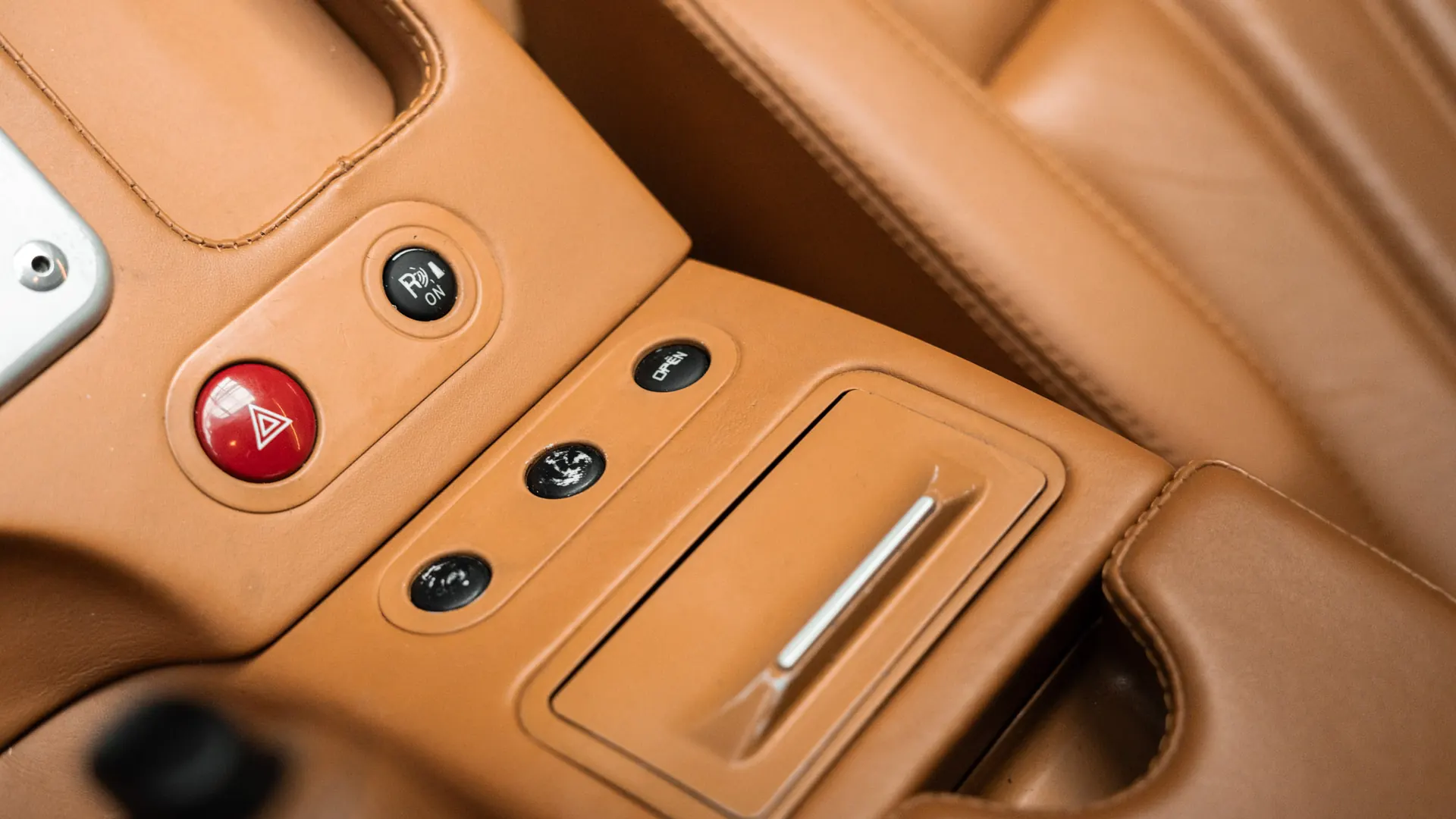 Ferrari 612 — photo 17