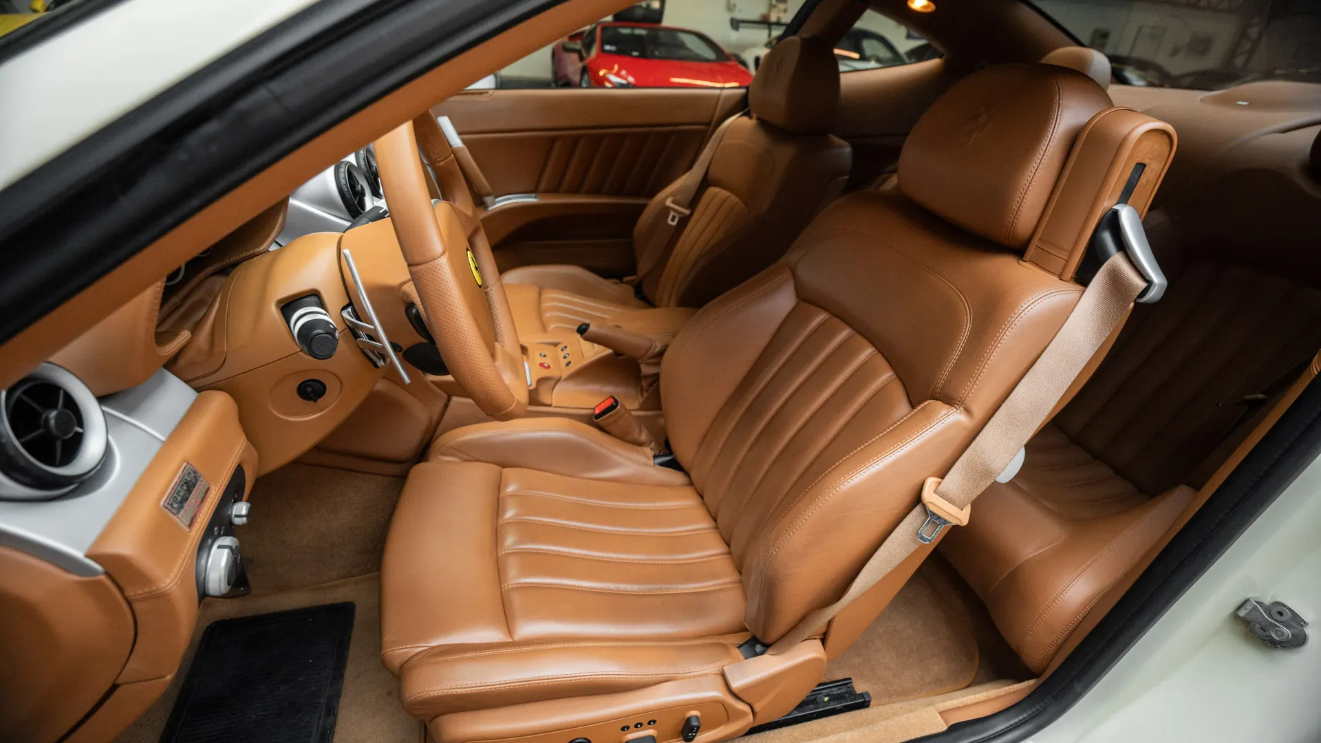 Ferrari 612 — photo 10