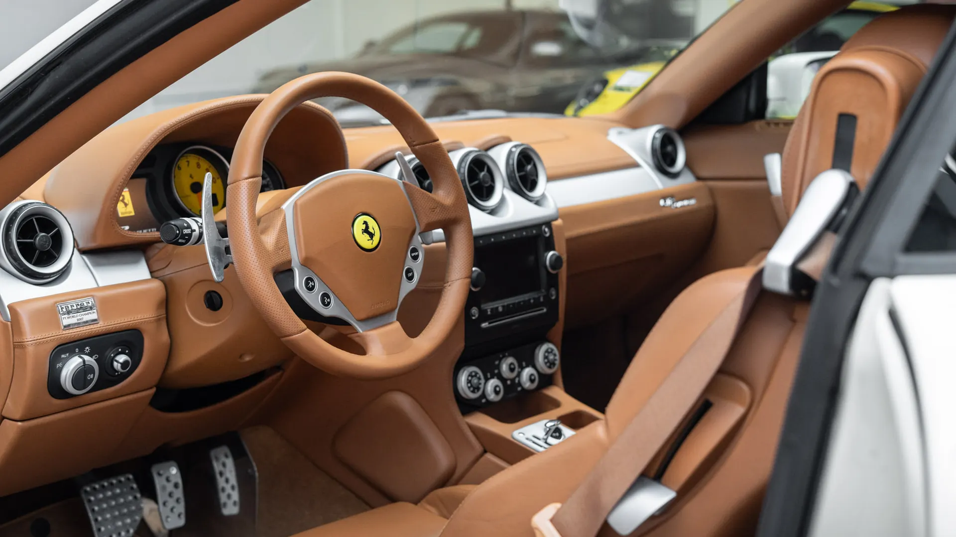 Ferrari 612 — photo 8