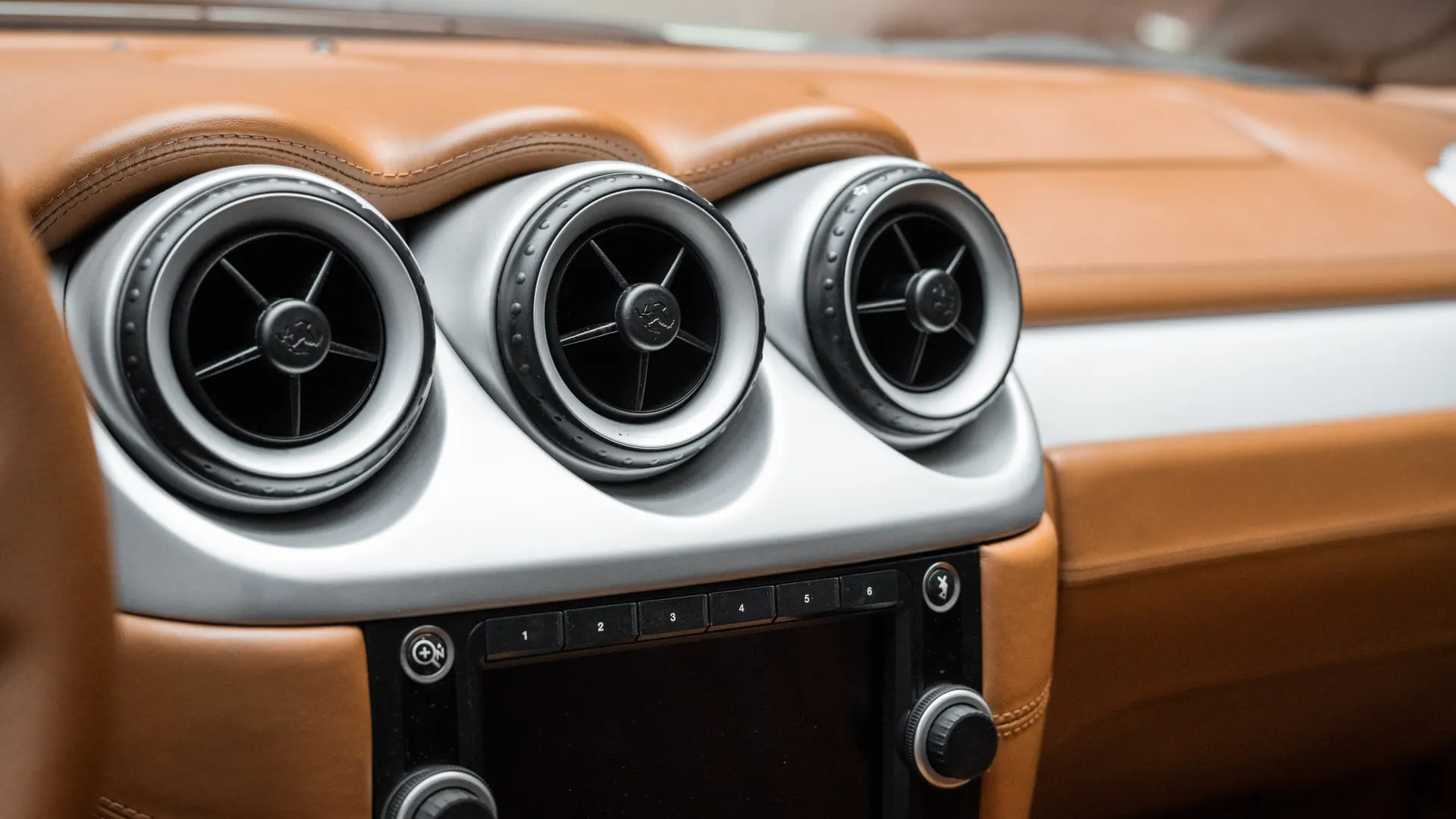 Ferrari 612 — photo 21
