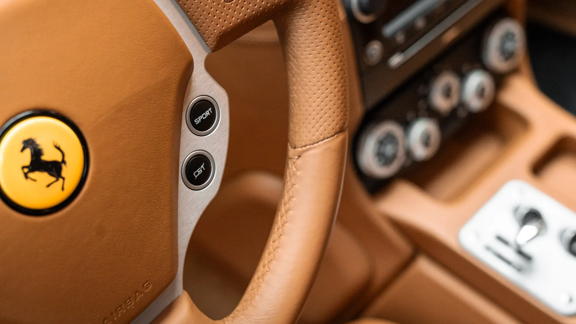 Ferrari 612 — photo 13