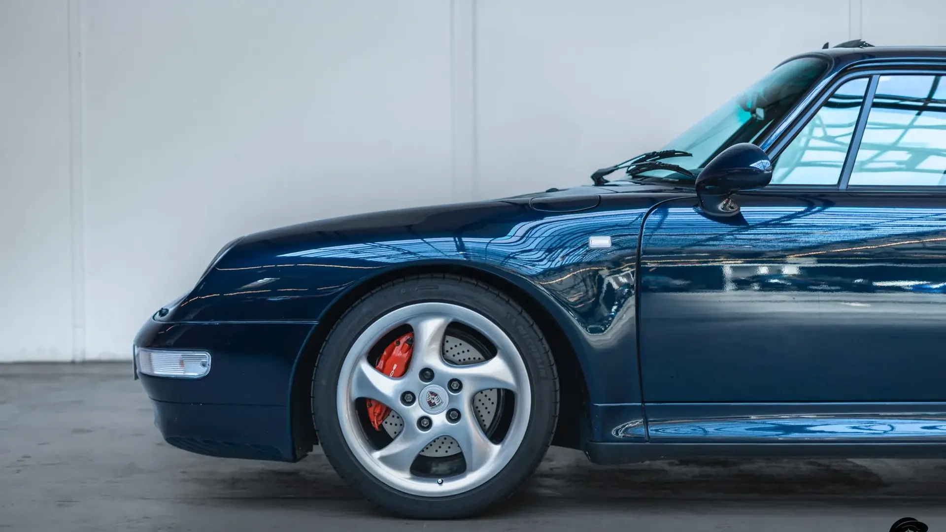 Porsche 911 — photo 7
