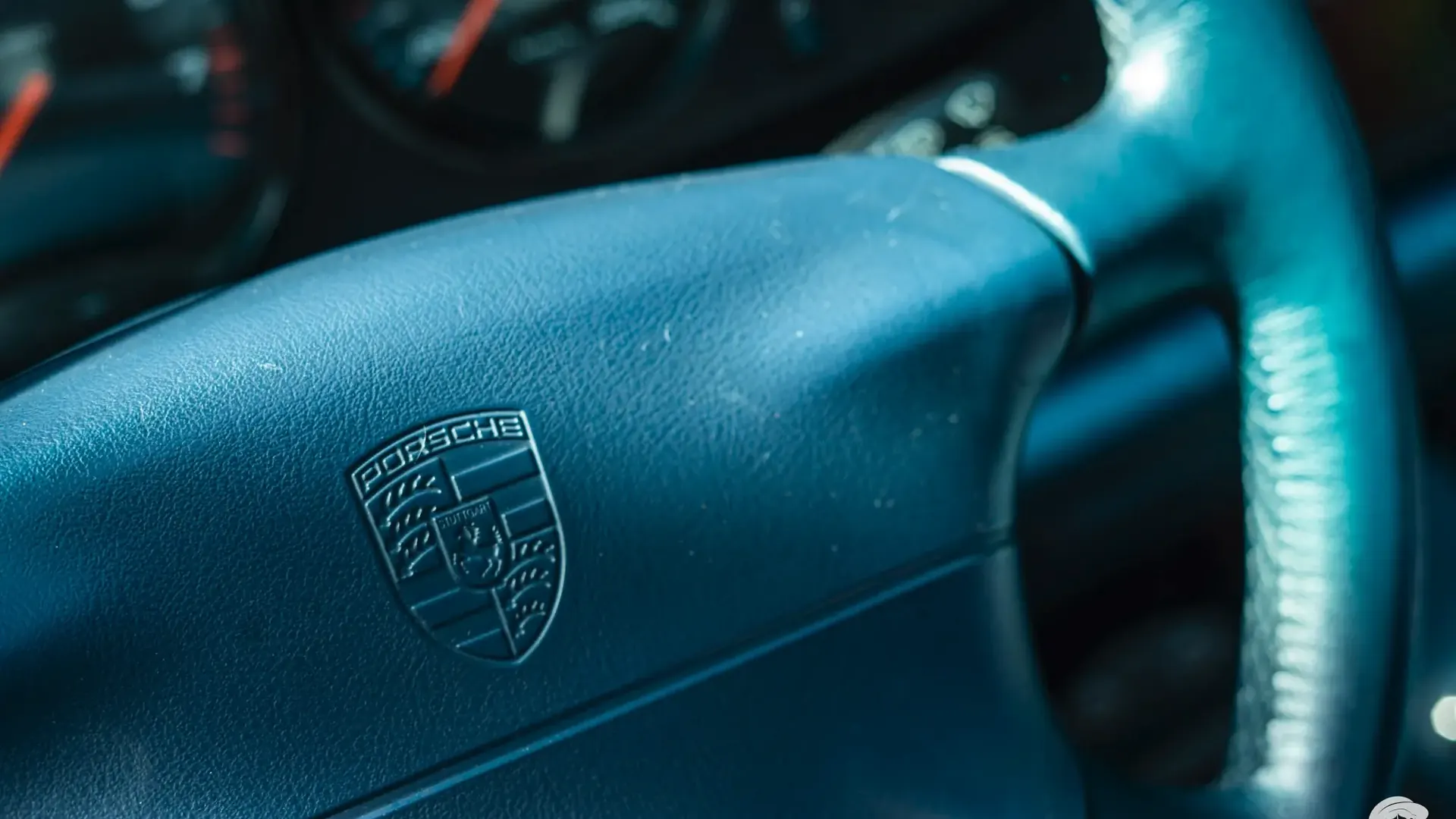 Porsche 911 — photo 22