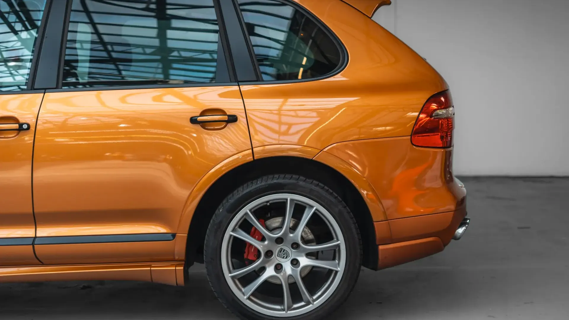 Porsche Cayenne — photo 7