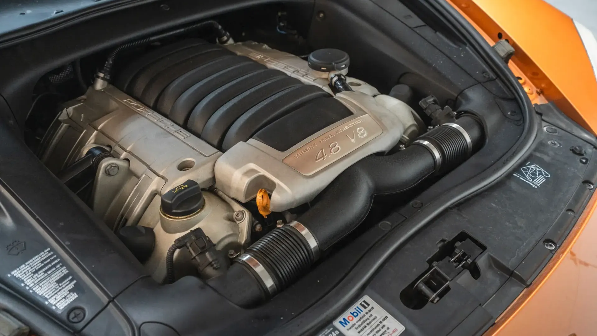 Porsche Cayenne — photo 46