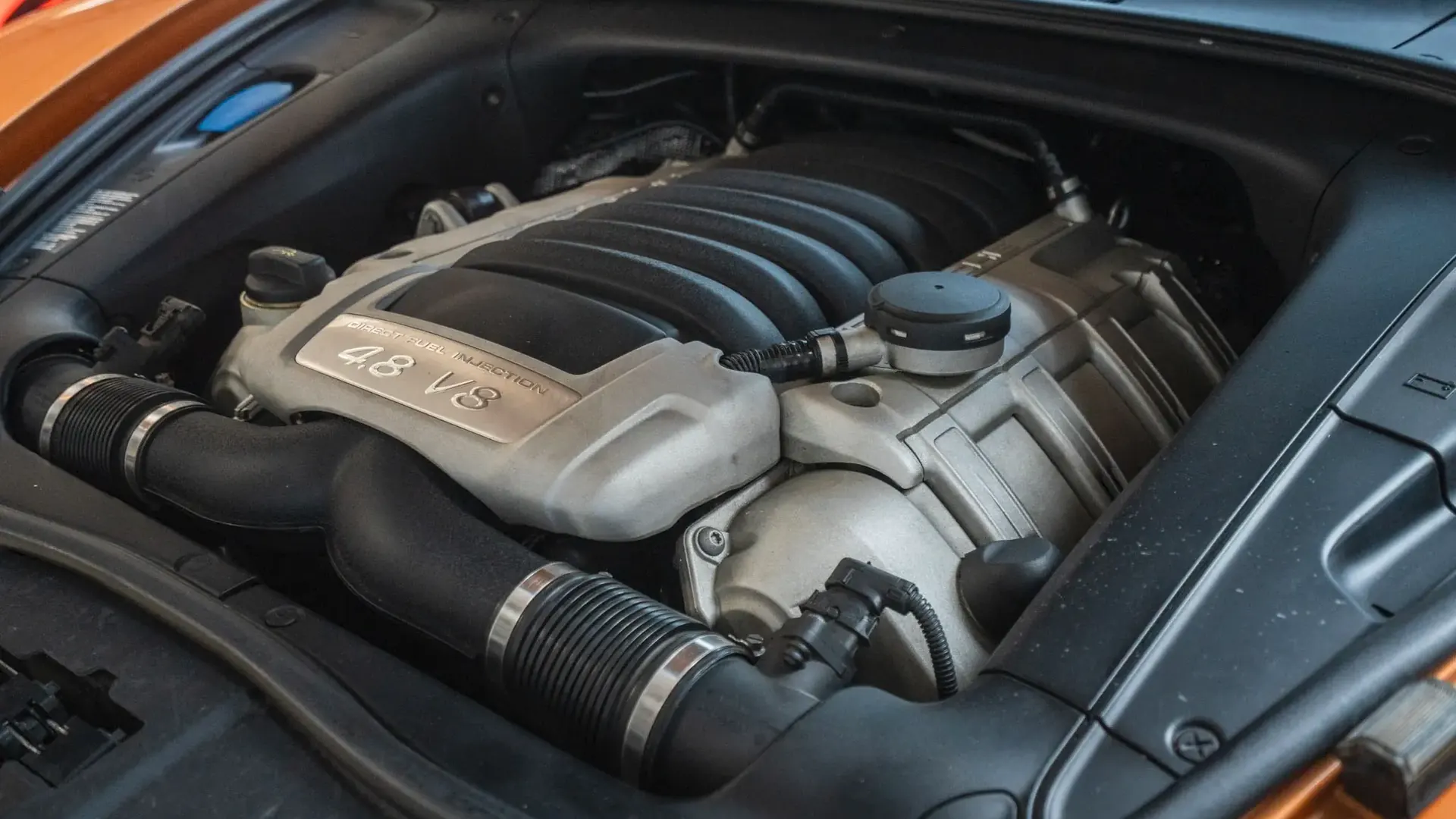 Porsche Cayenne — photo 47