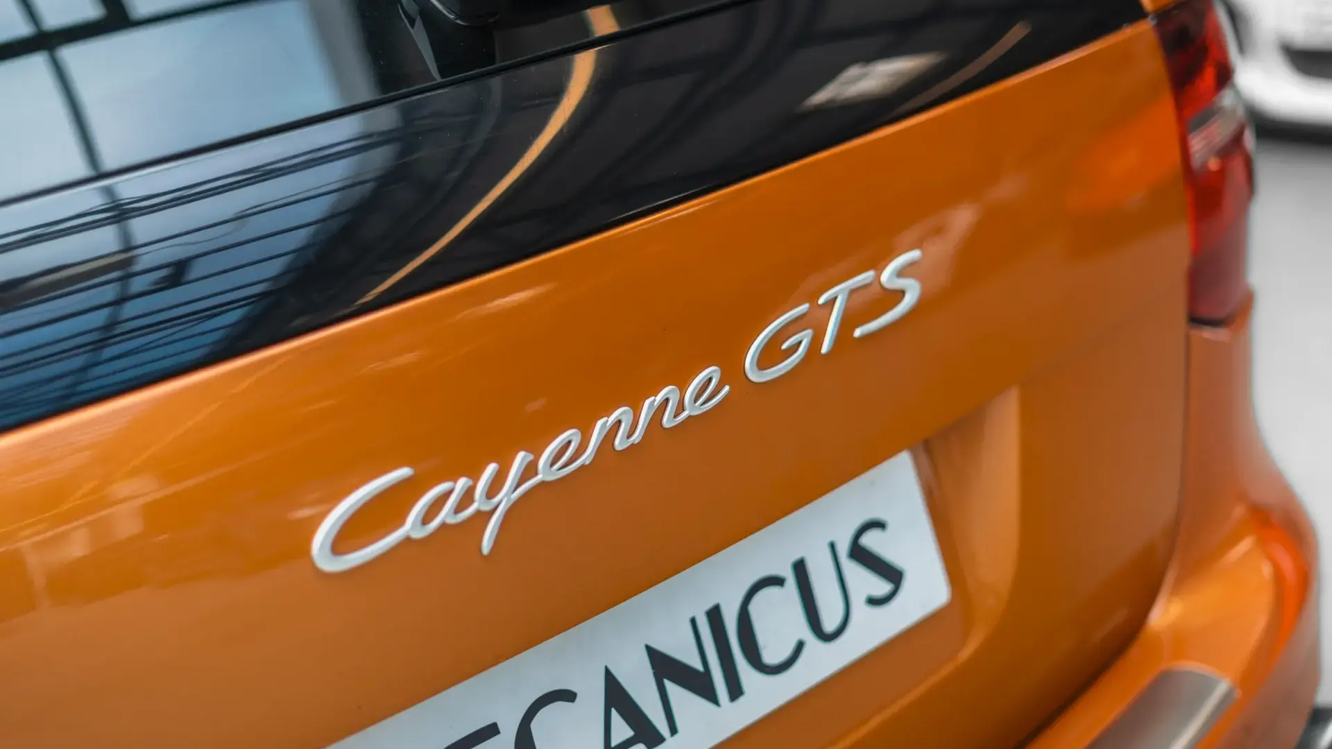 Porsche Cayenne — photo 40