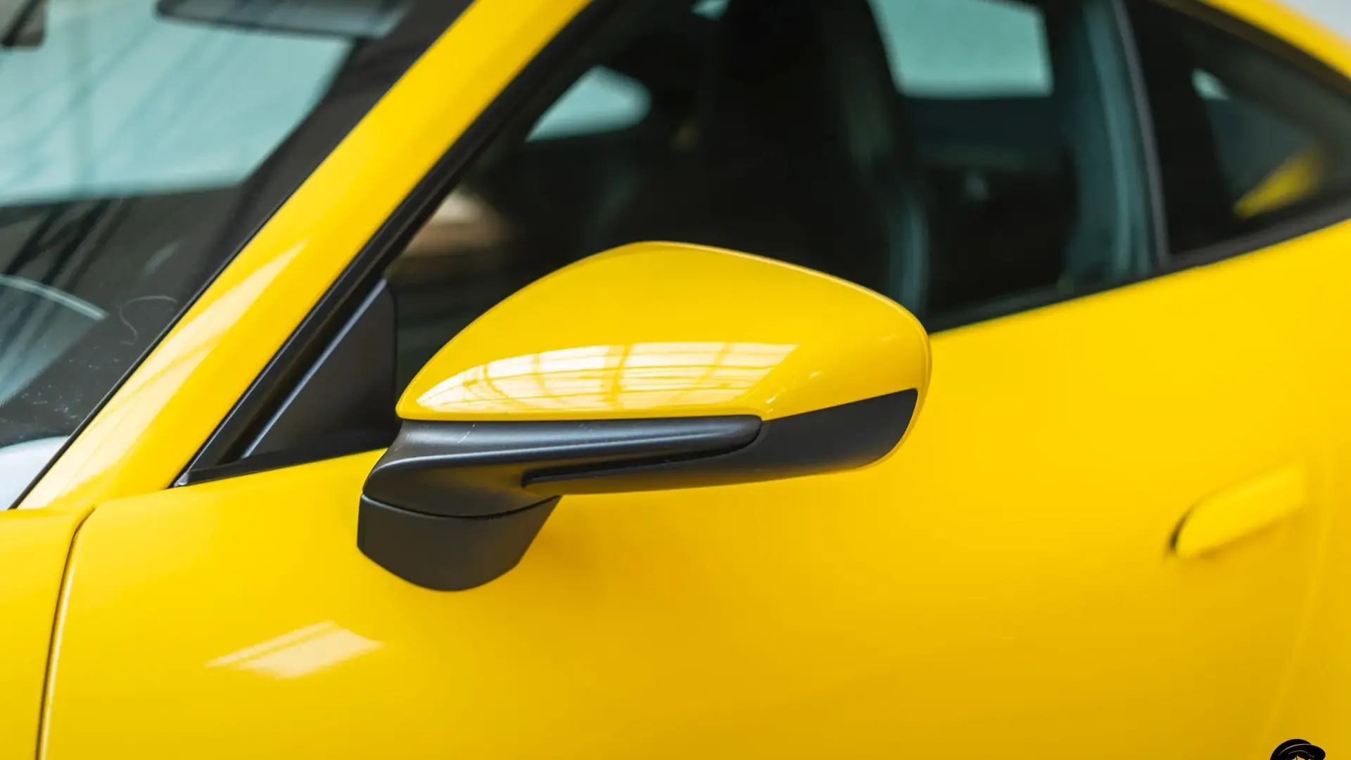 Porsche 911 — photo 29