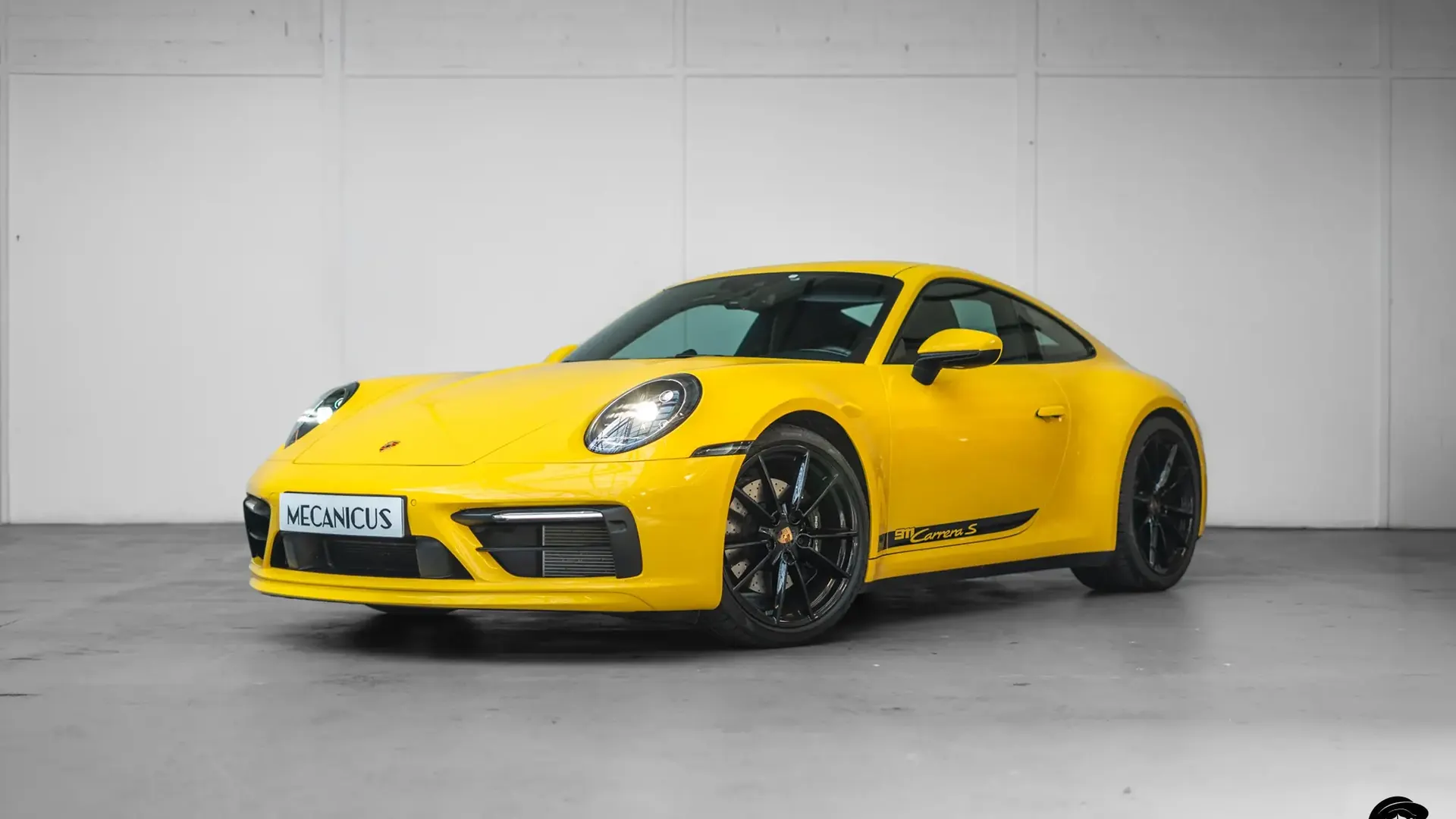 Porsche 911 — photo 2