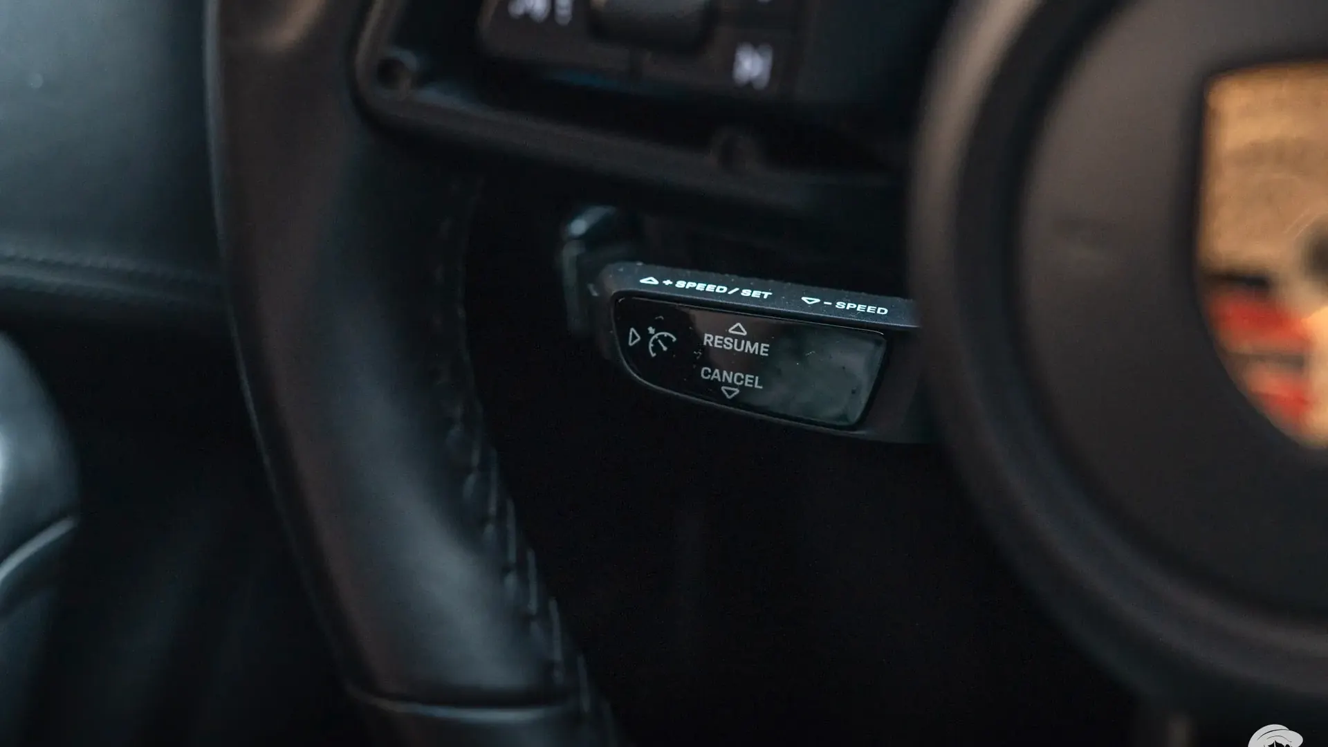 Porsche 911 — photo 11