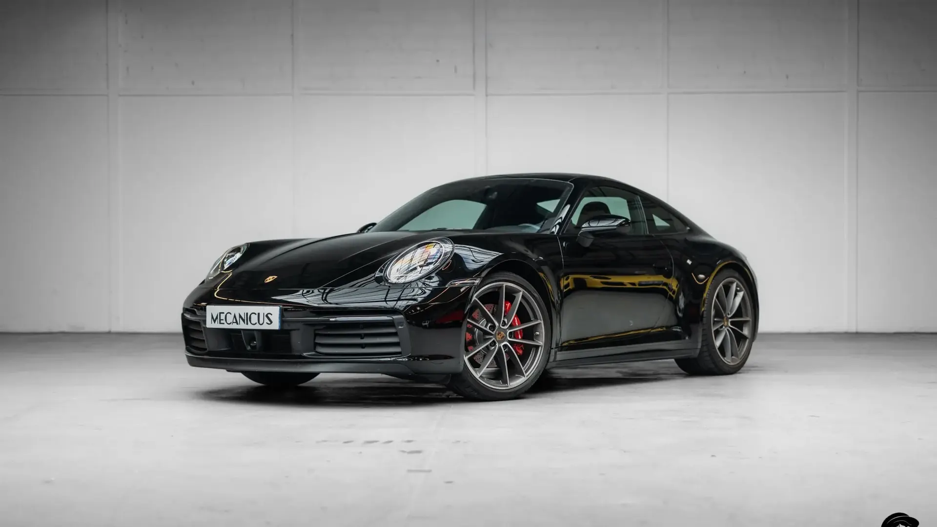 Porsche 911 — photo 2