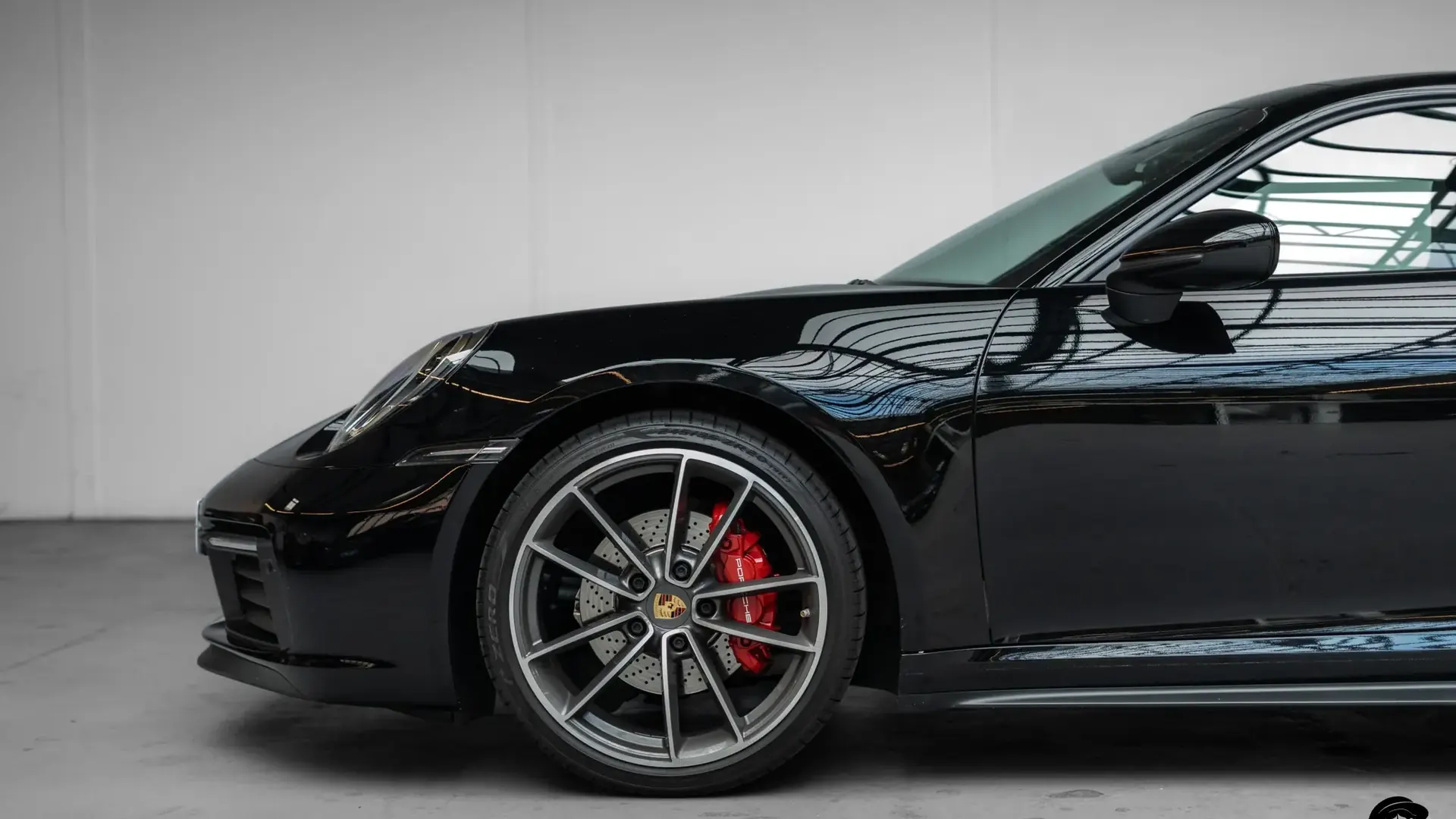 Porsche 911 — photo 7