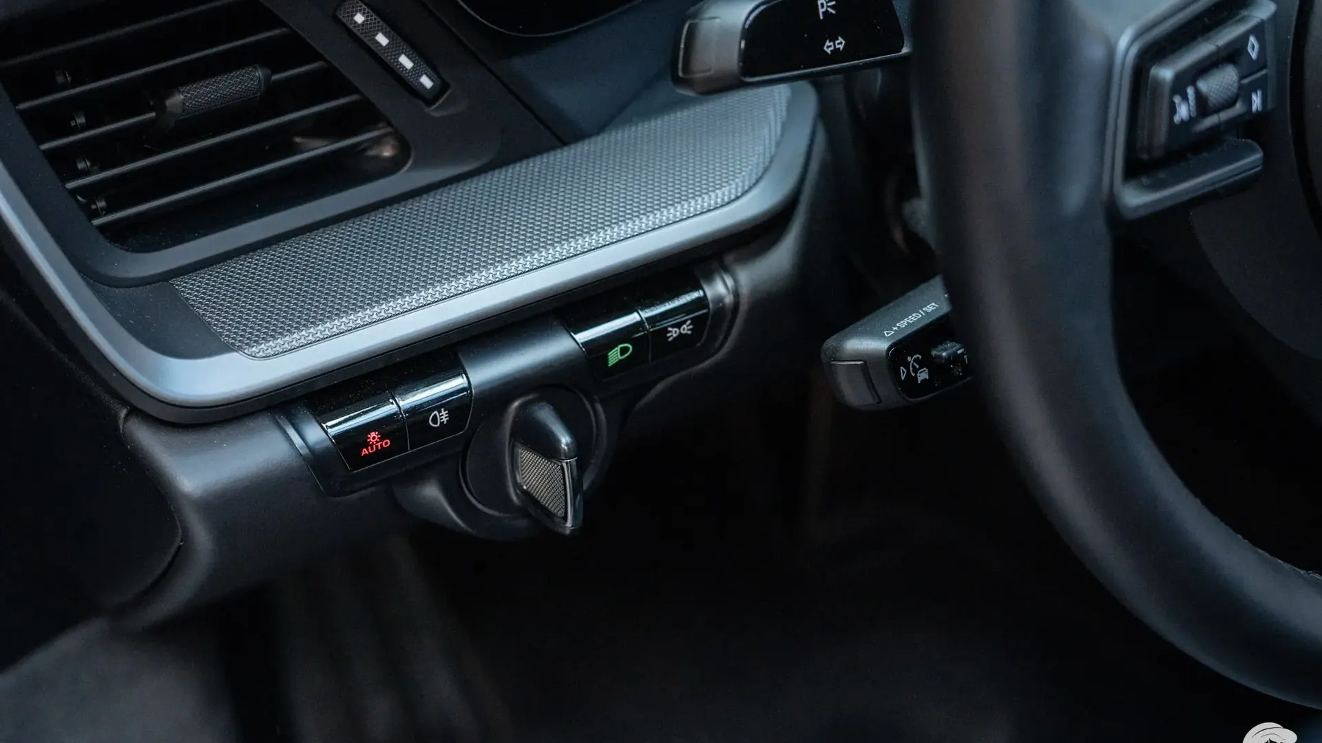 Porsche 911 — photo 28