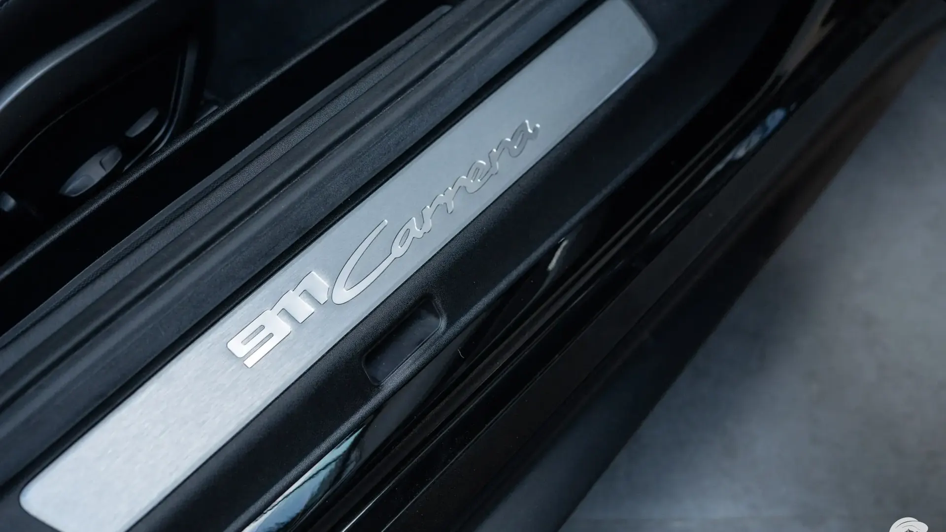 Porsche 911 — photo 44