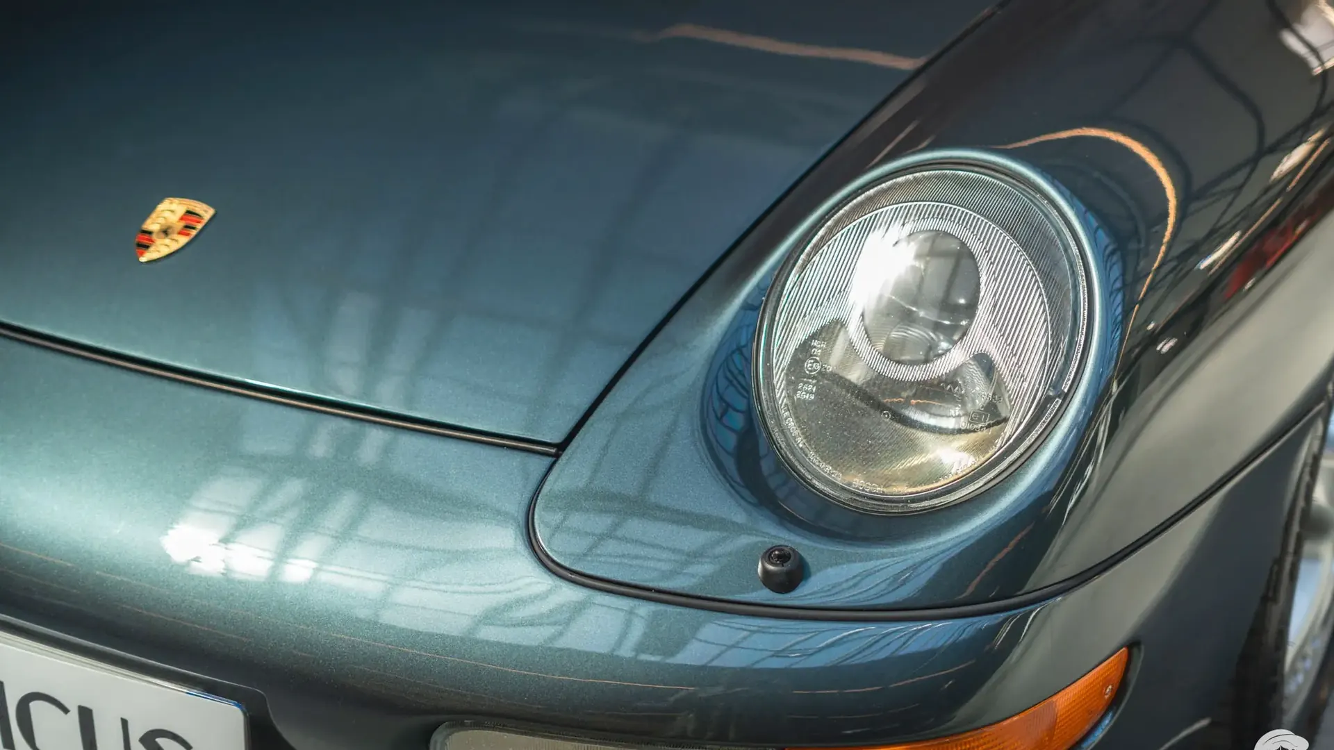 Porsche 911 — photo 35