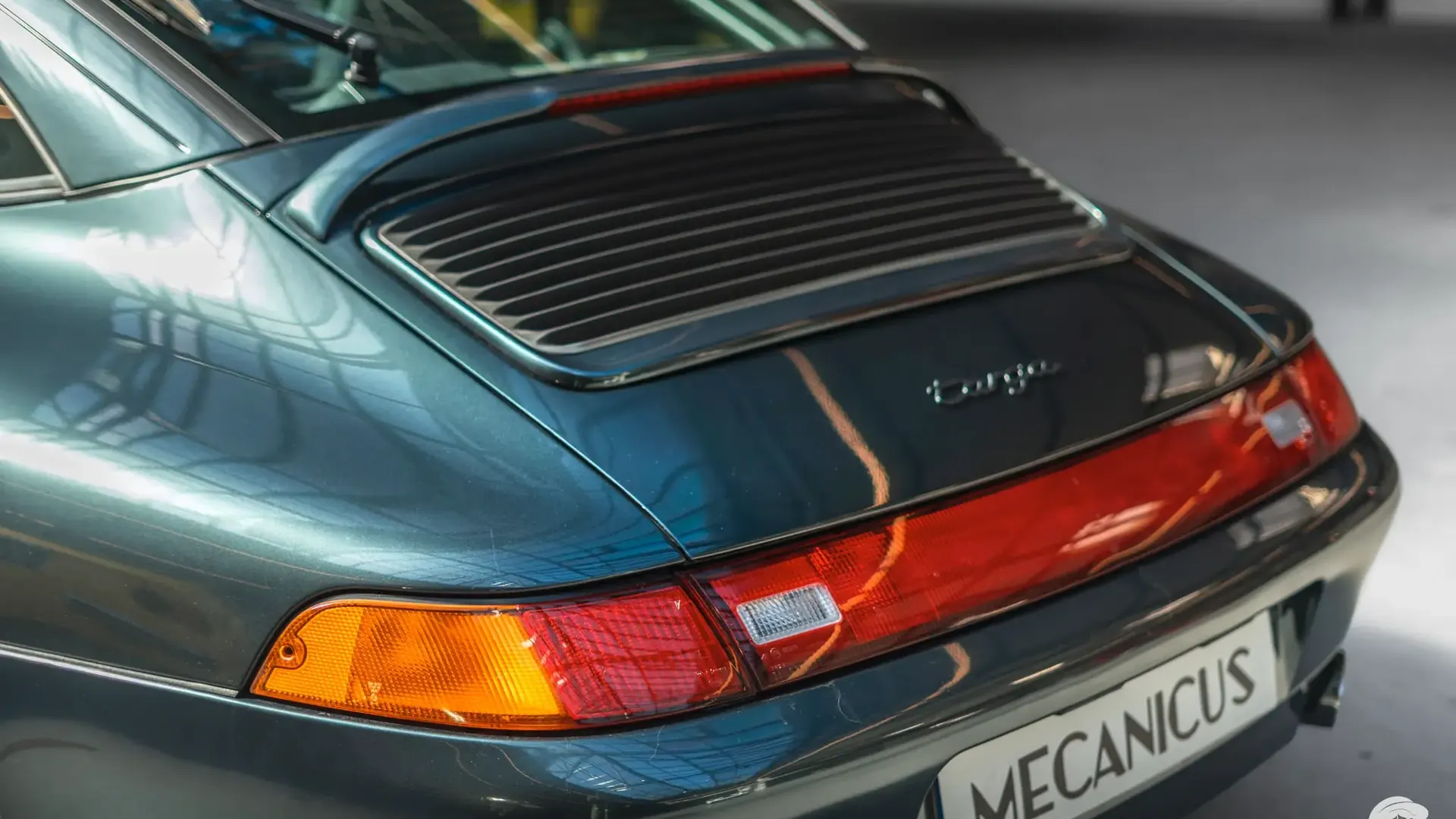 Porsche 911 — photo 44