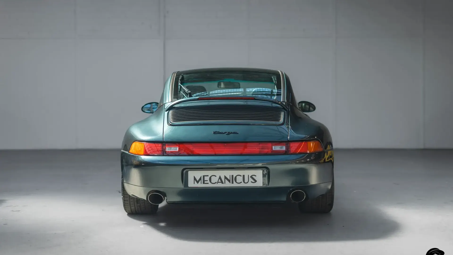 Porsche 911 — photo 4