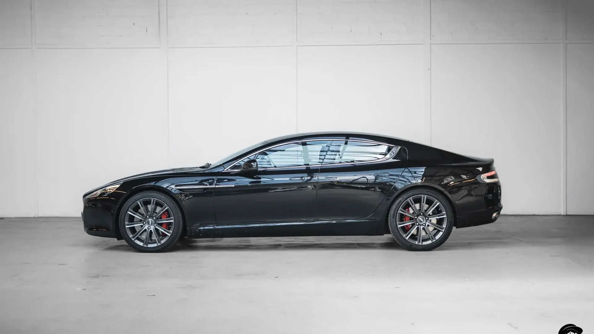 Aston Martin Rapide — photo 6