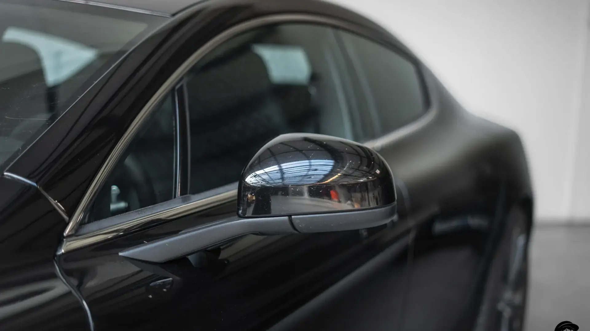 Aston Martin Rapide — photo 29