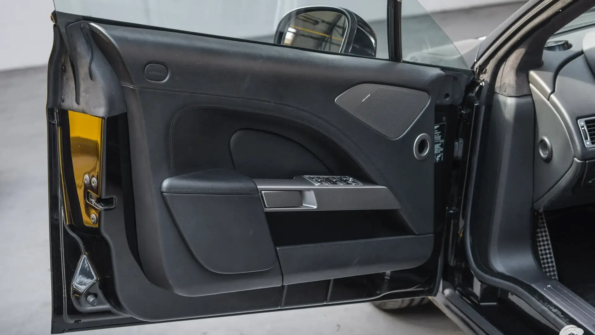Aston Martin Rapide — photo 26