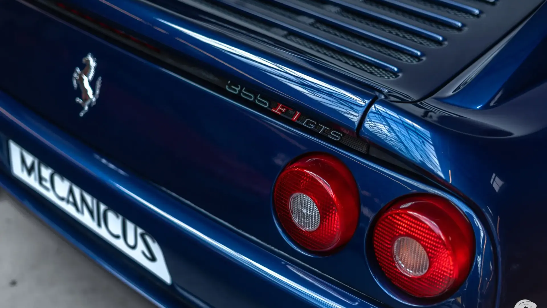 Ferrari F355 — photo 49