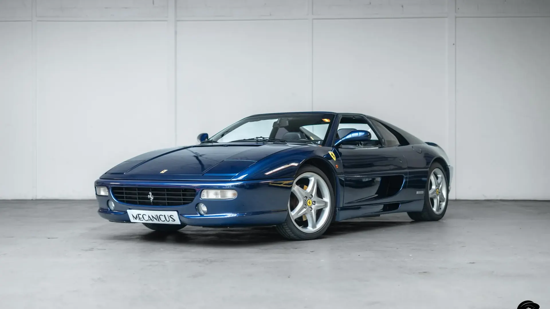 Ferrari F355 — photo 2