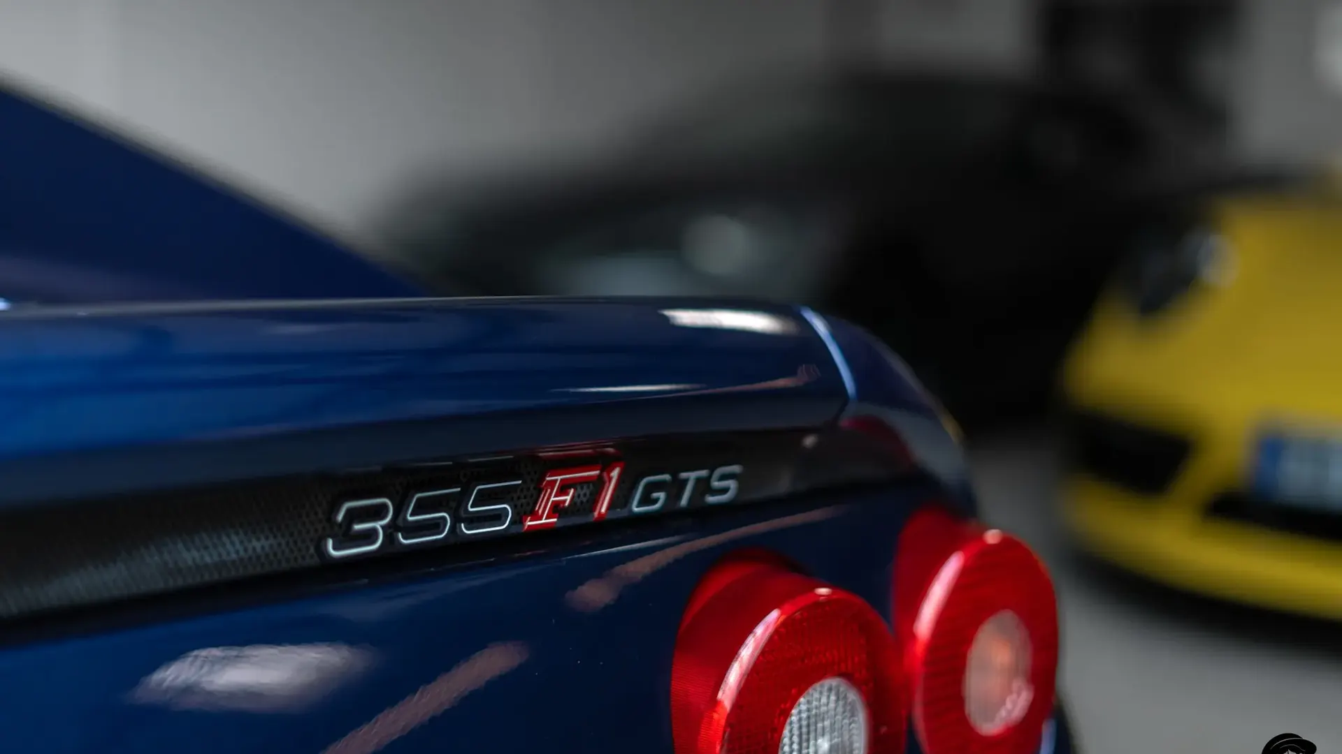 Ferrari F355 — photo 46