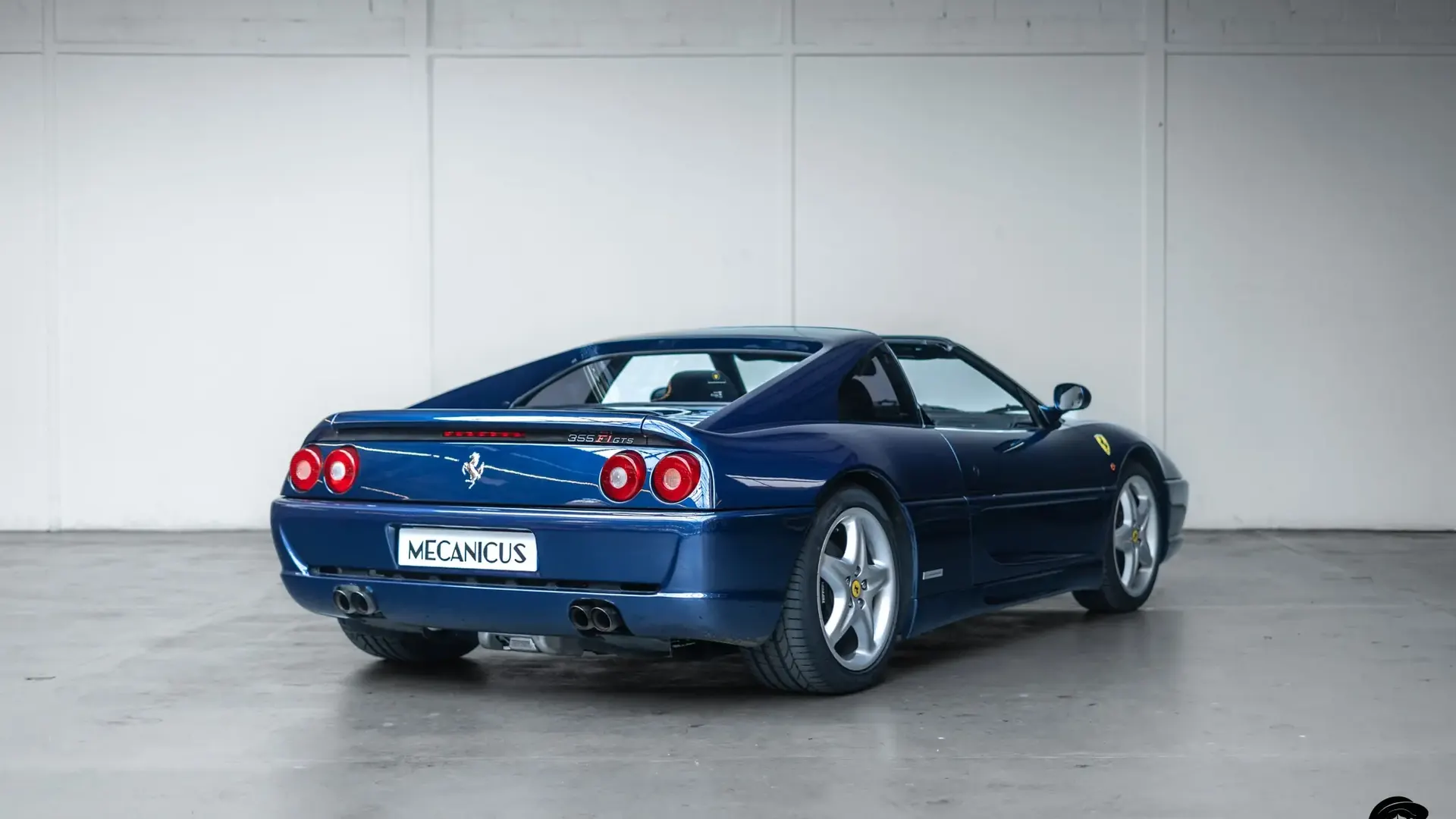 Ferrari F355 — photo 3
