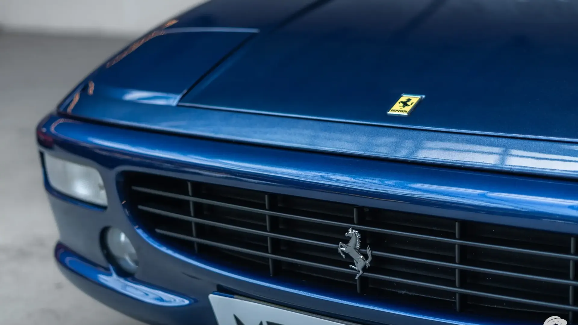 Ferrari F355 — photo 32