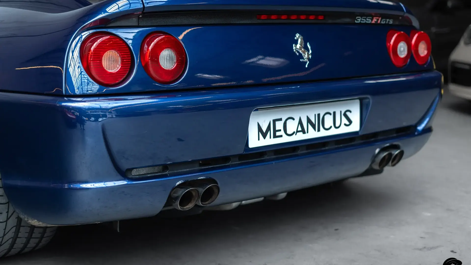 Ferrari F355 — photo 44