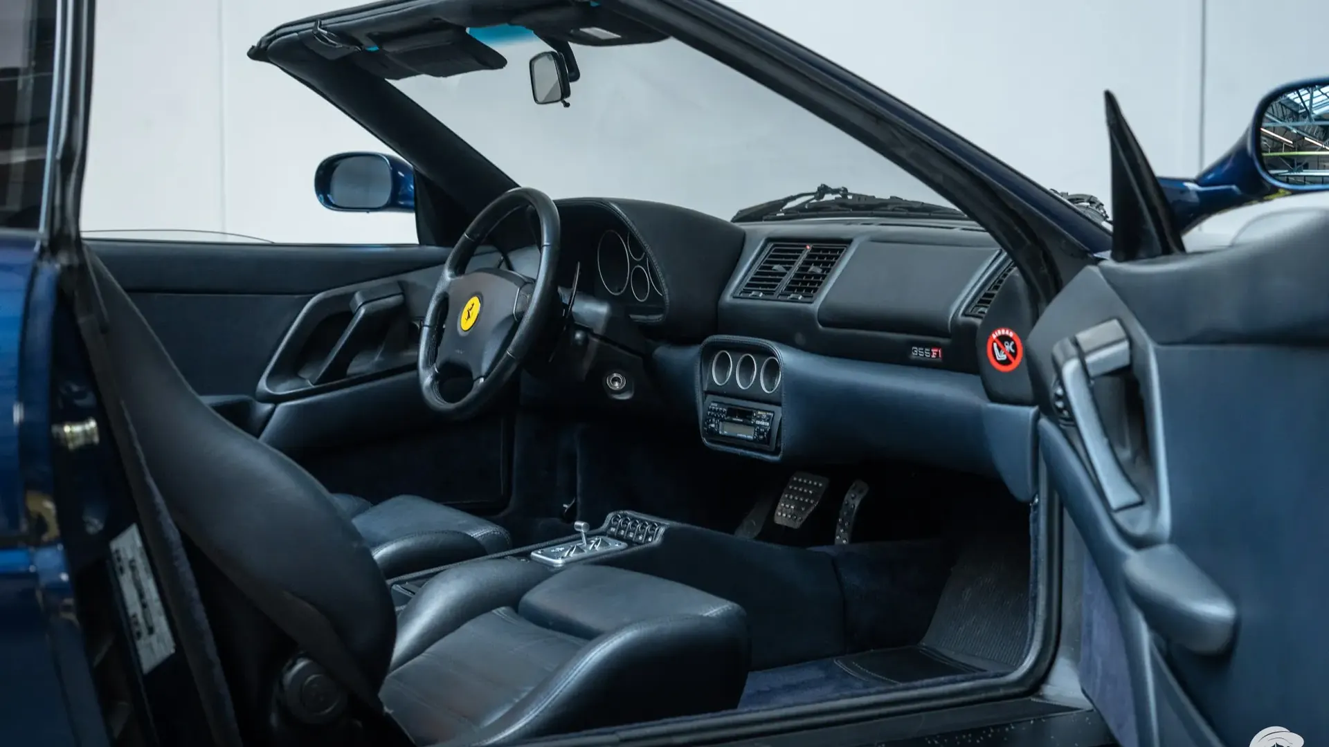 Ferrari F355 — photo 20