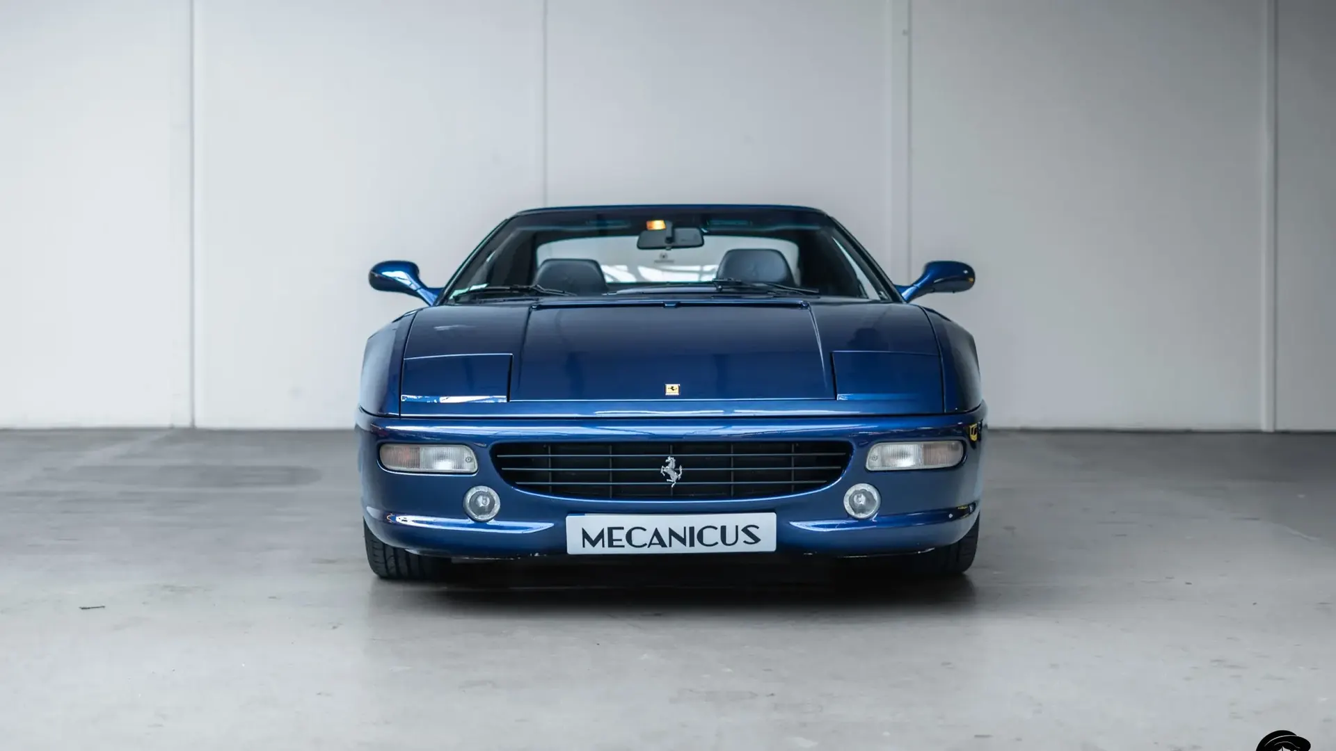Ferrari F355 — photo 4