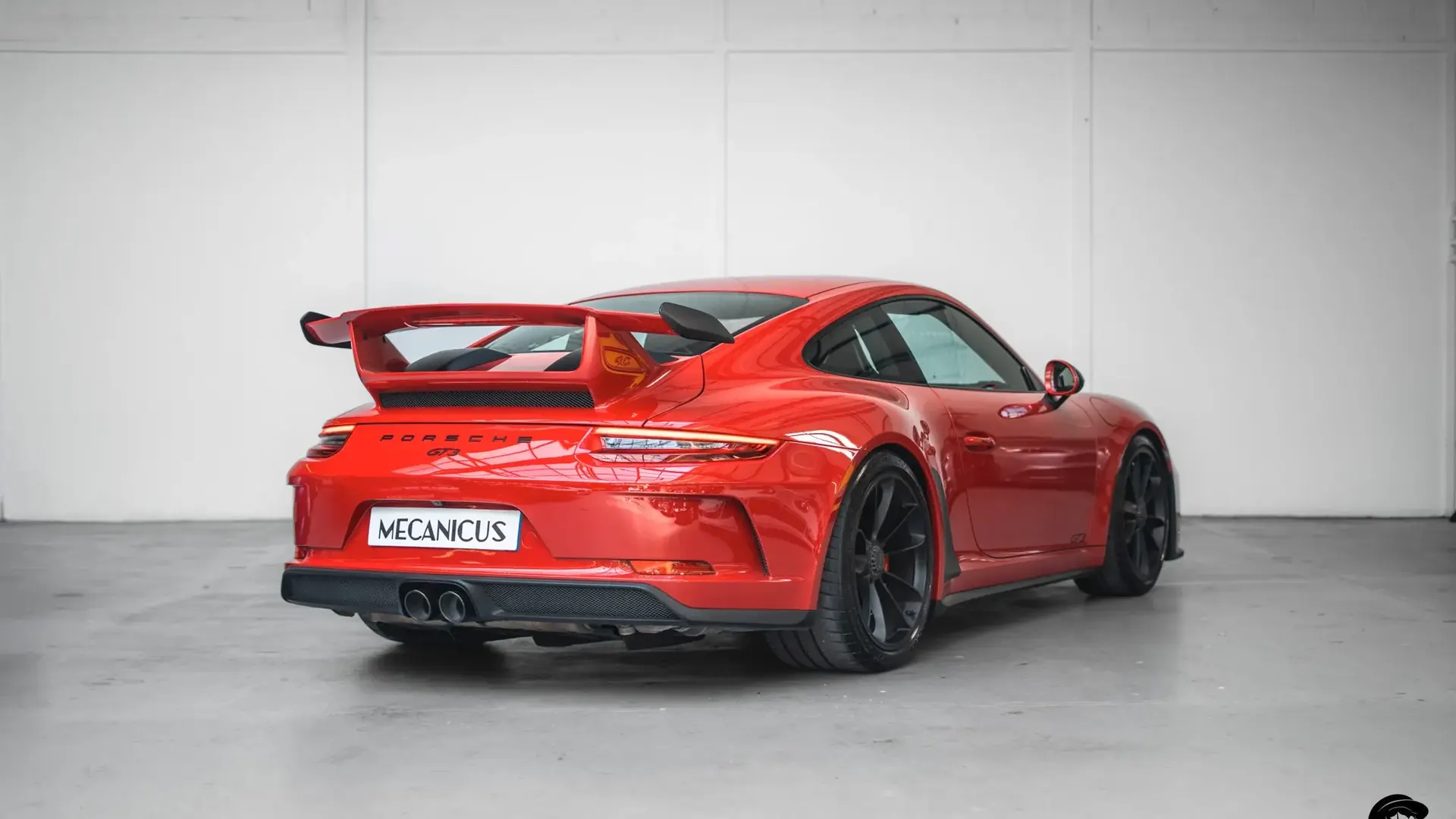 Porsche 911 — photo 2