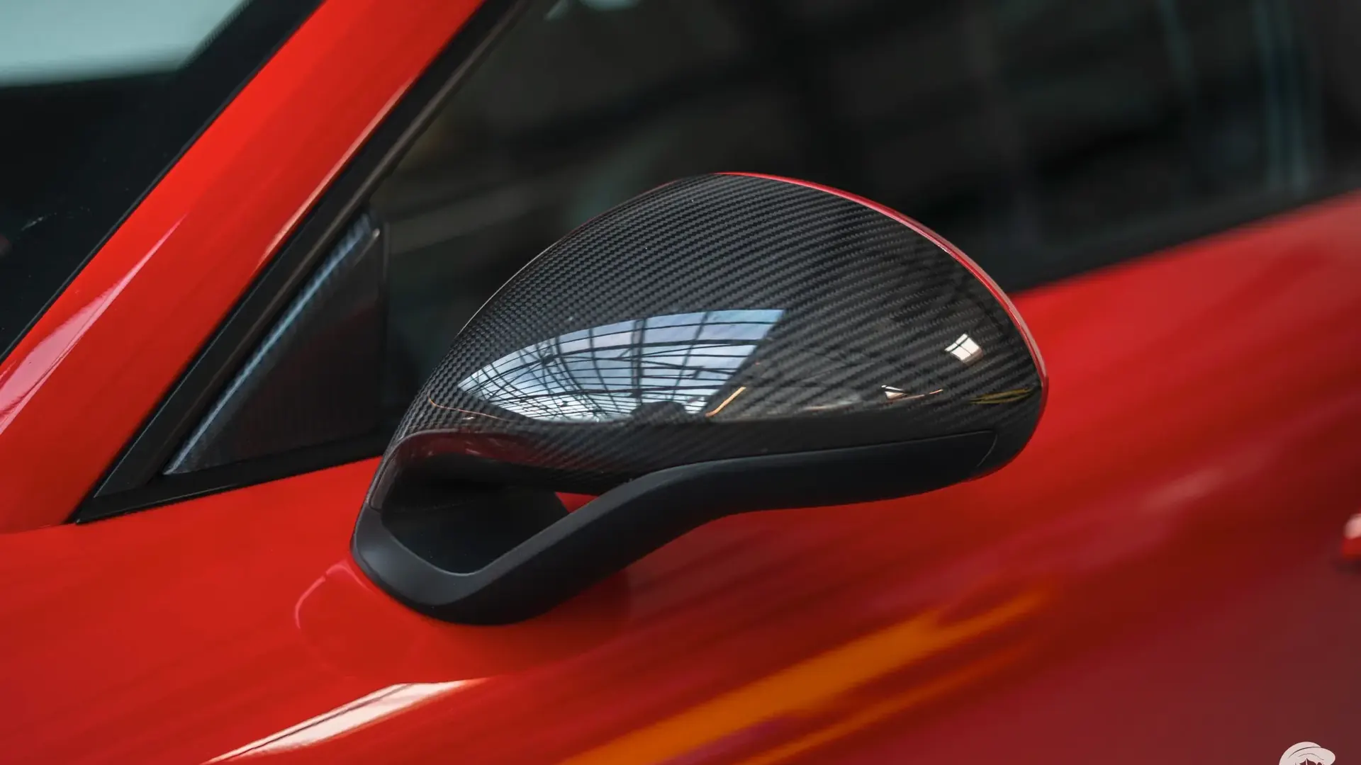 Porsche 911 — photo 36