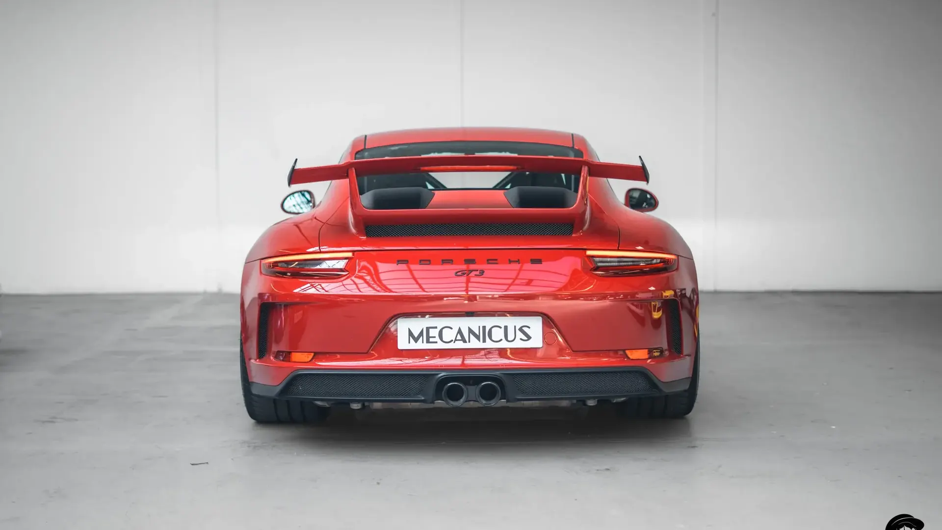 Porsche 911 — photo 4
