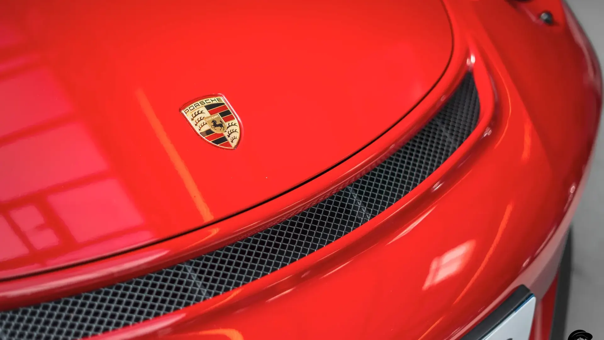 Porsche 911 — photo 35