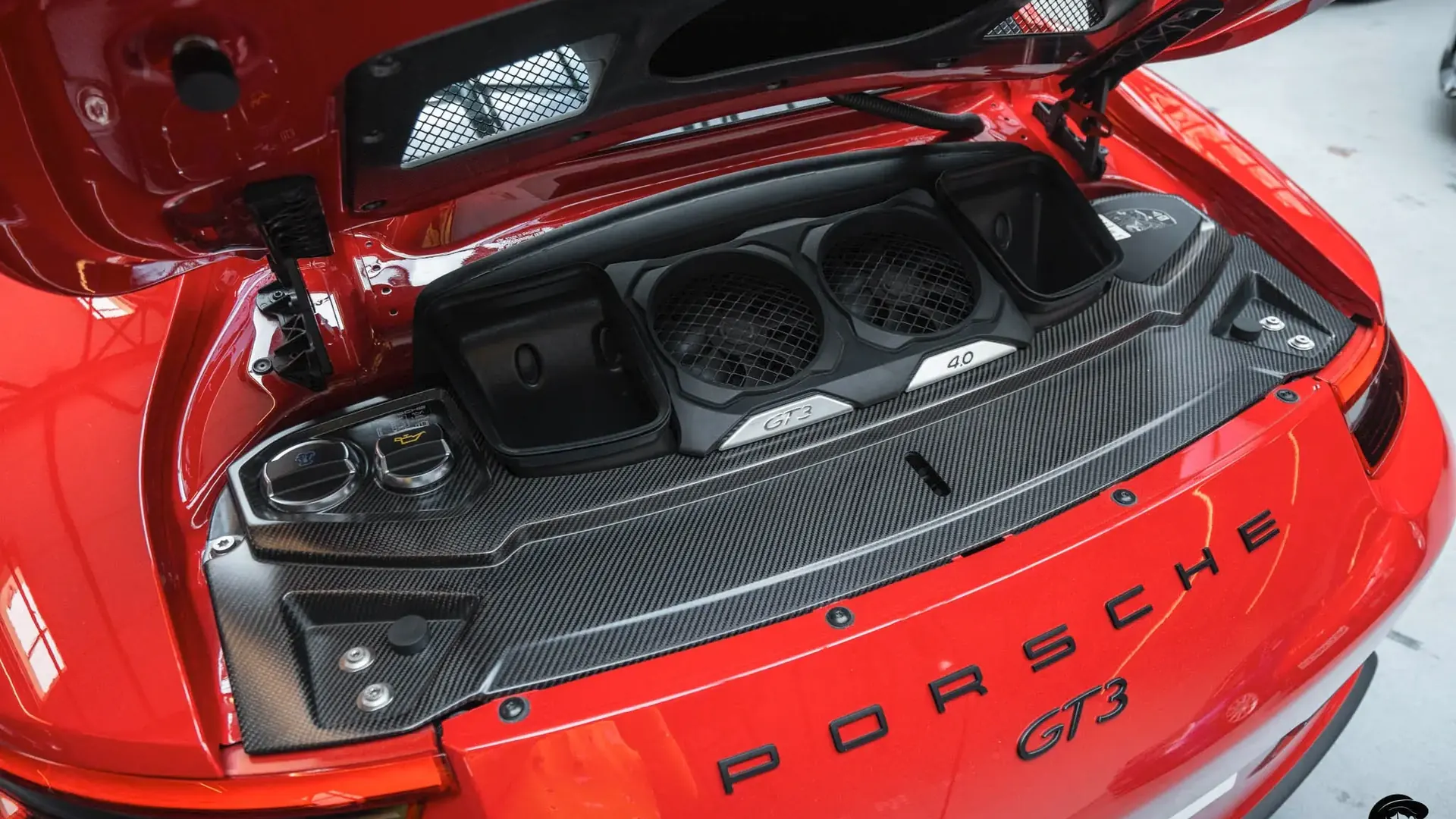 Porsche 911 — photo 48