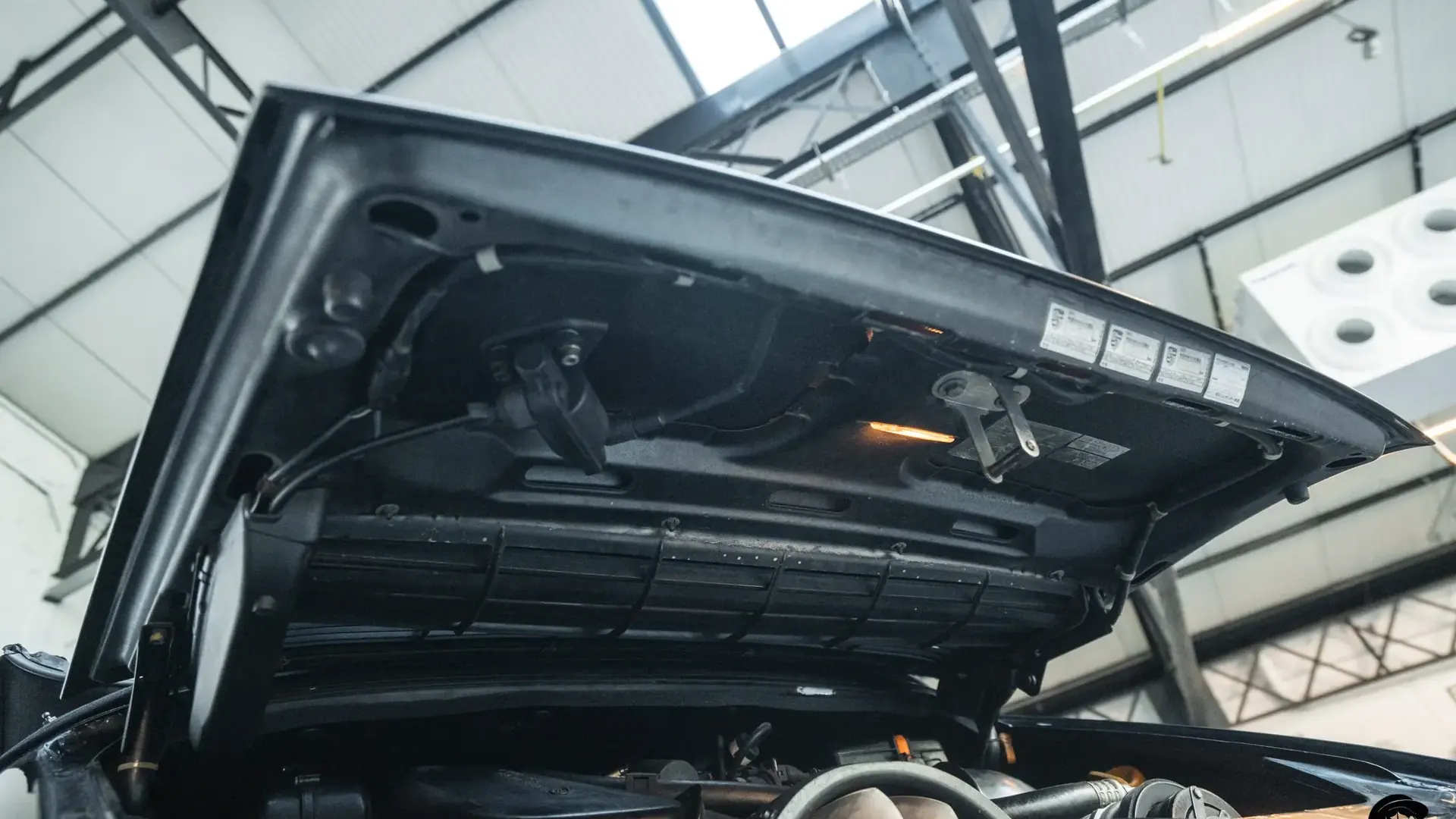 Porsche 911 — photo 45